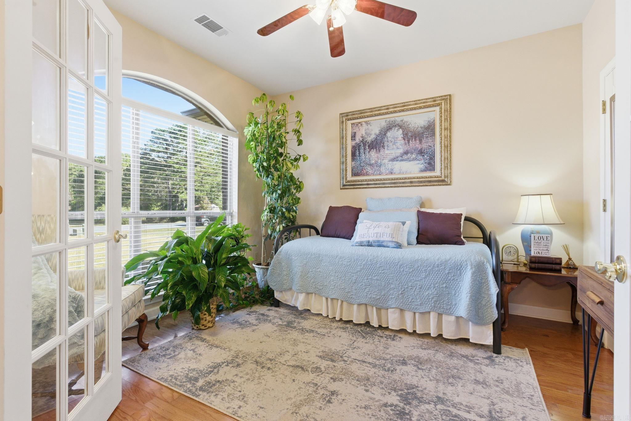 9007 Tall Timber Blvd