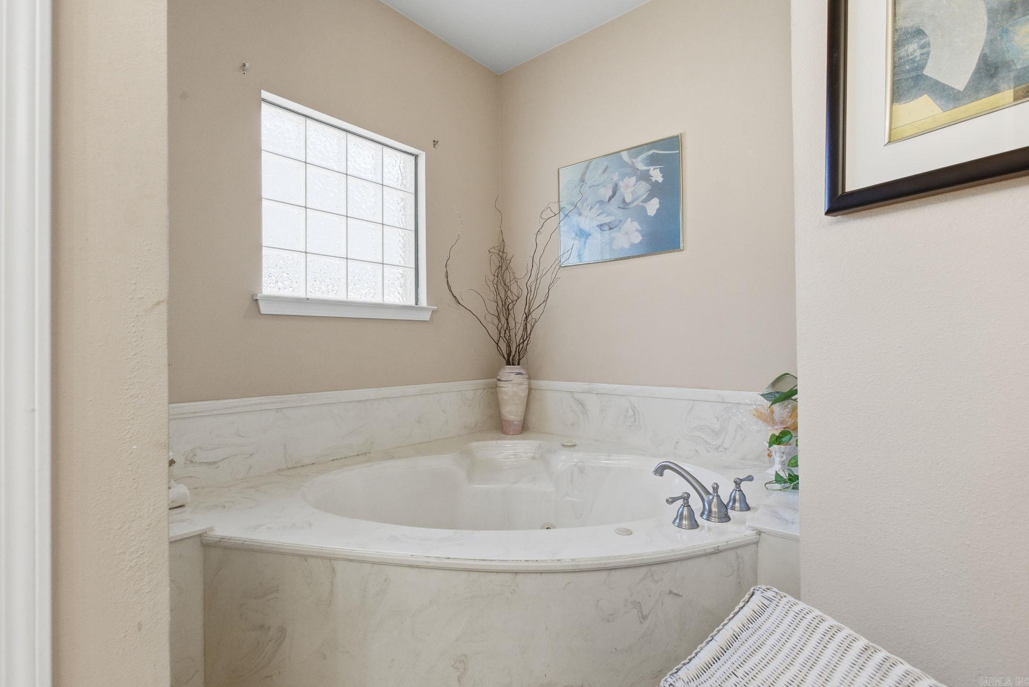 9007 Tall Timber Blvd