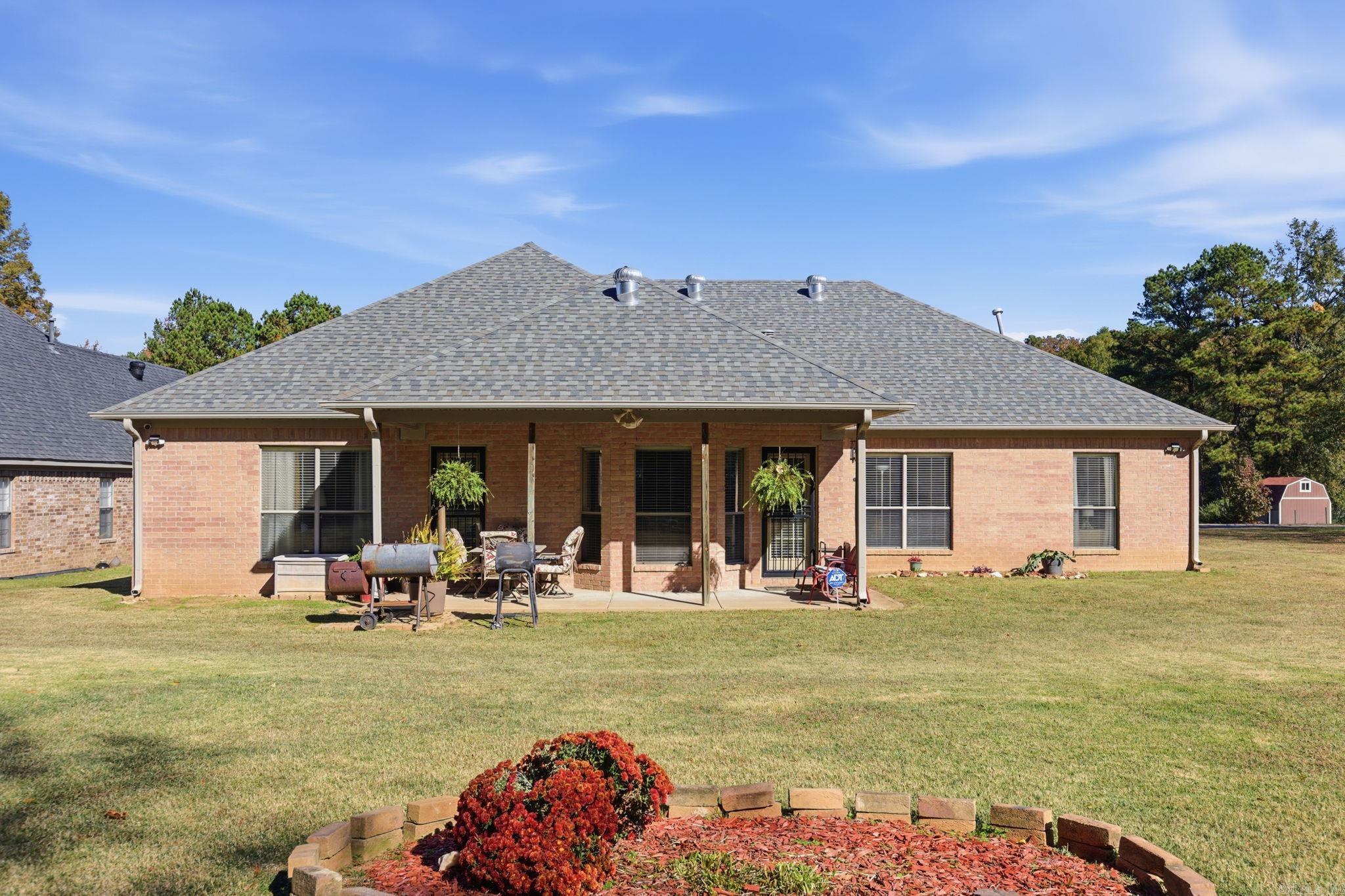 9007 Tall Timber Blvd