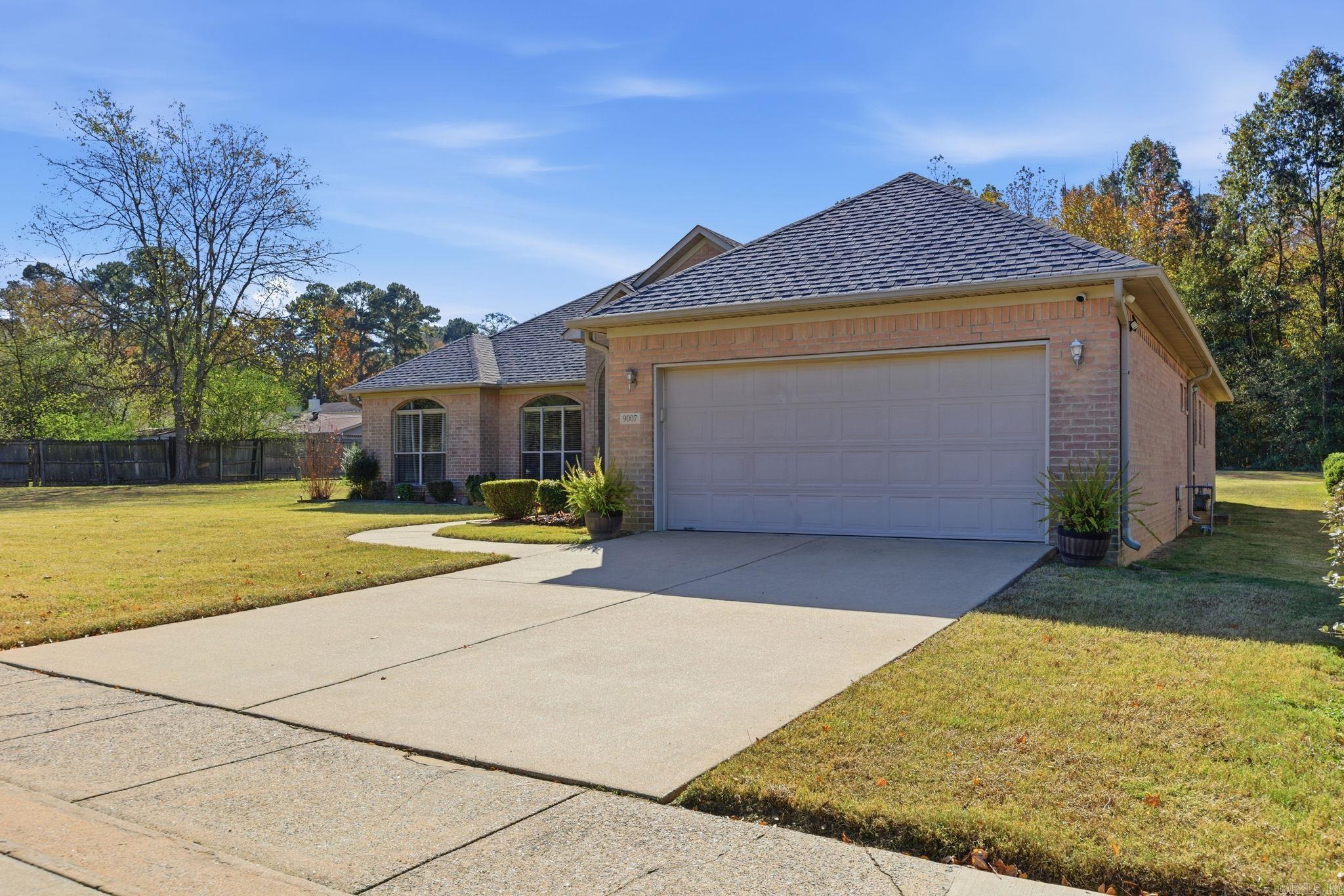 9007 Tall Timber Blvd