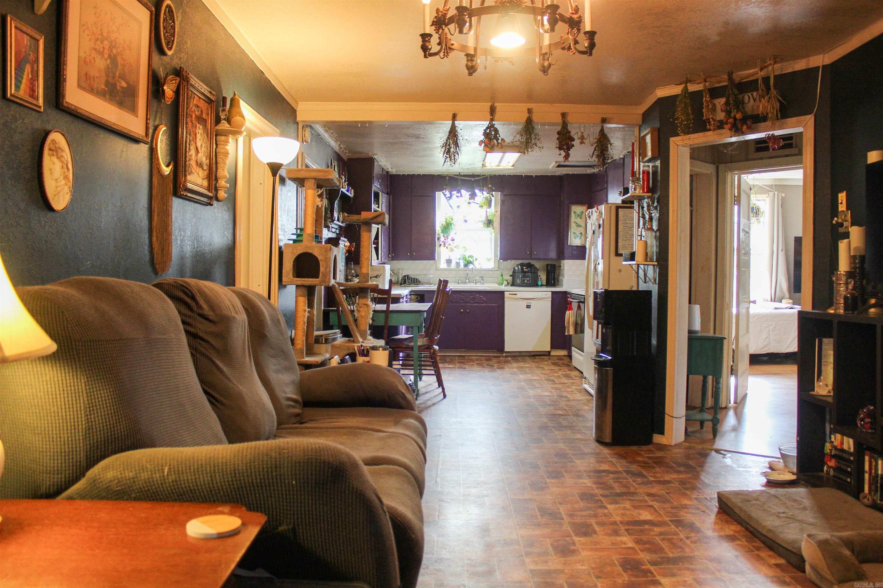 10532 Courtney Ln