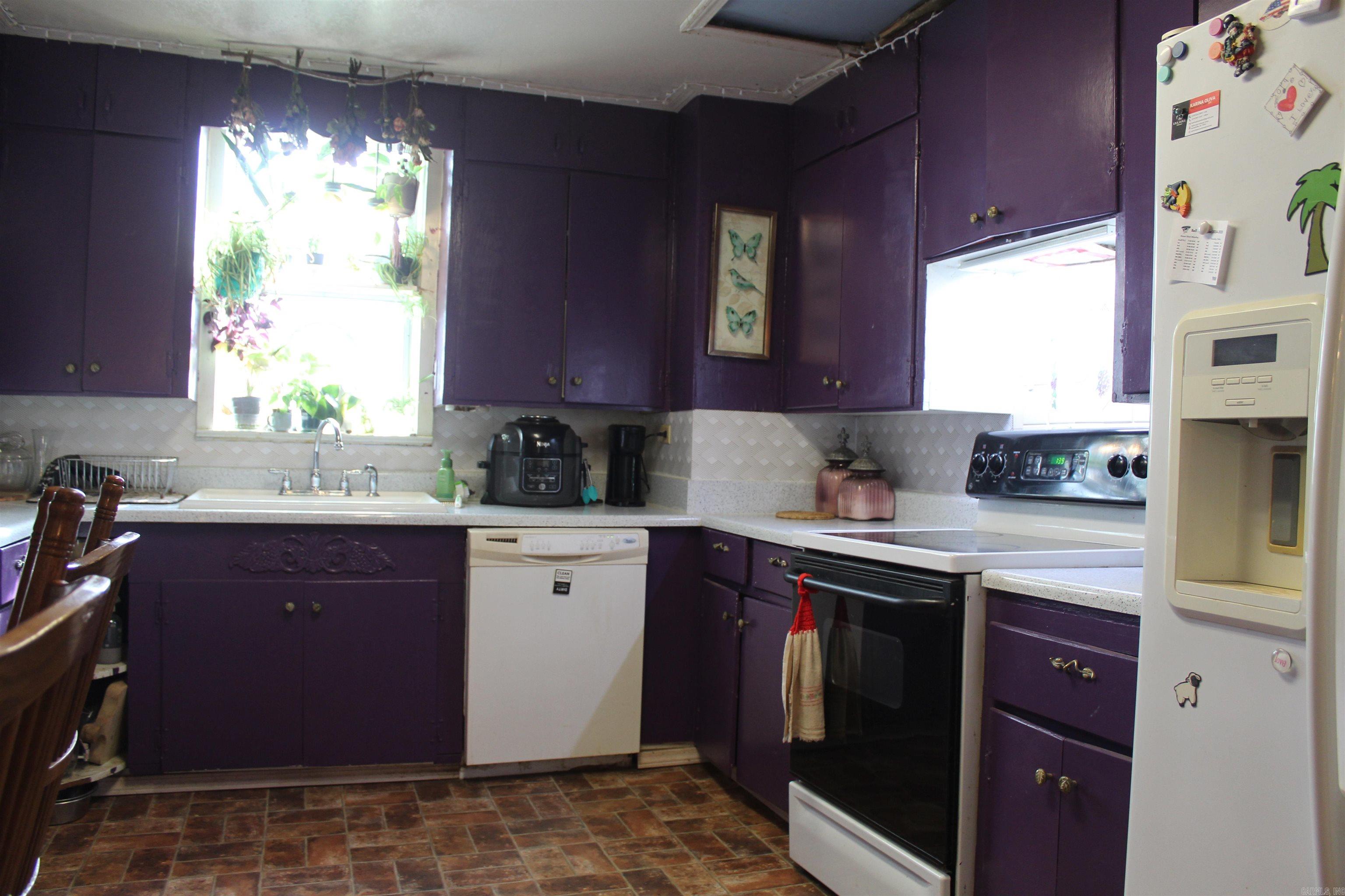 10532 Courtney Ln
