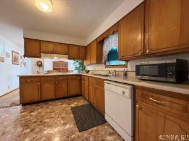 6270 White Drive