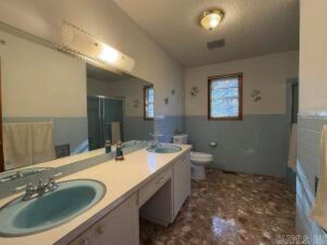 6270 White Drive