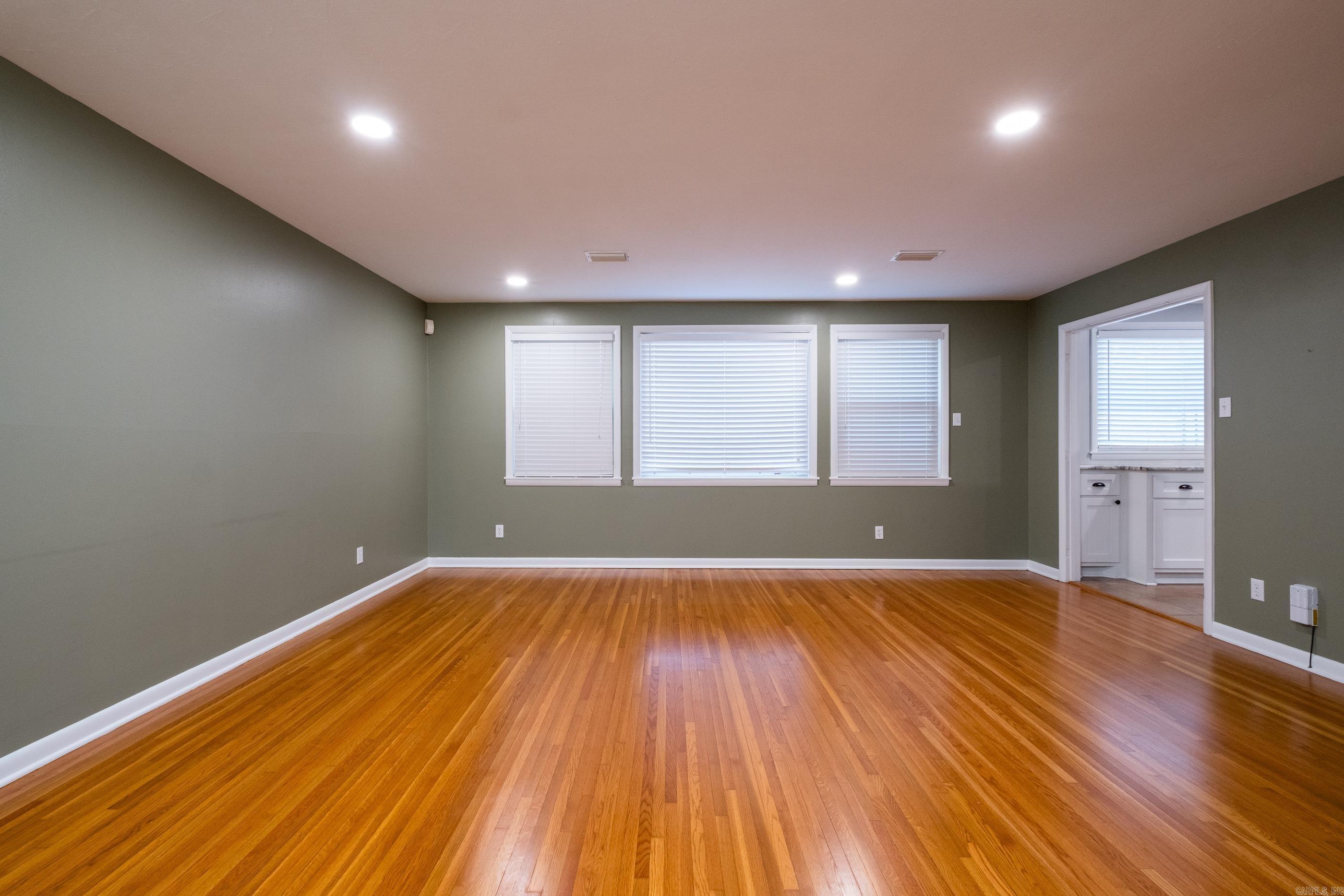7104 Briarwood Drive