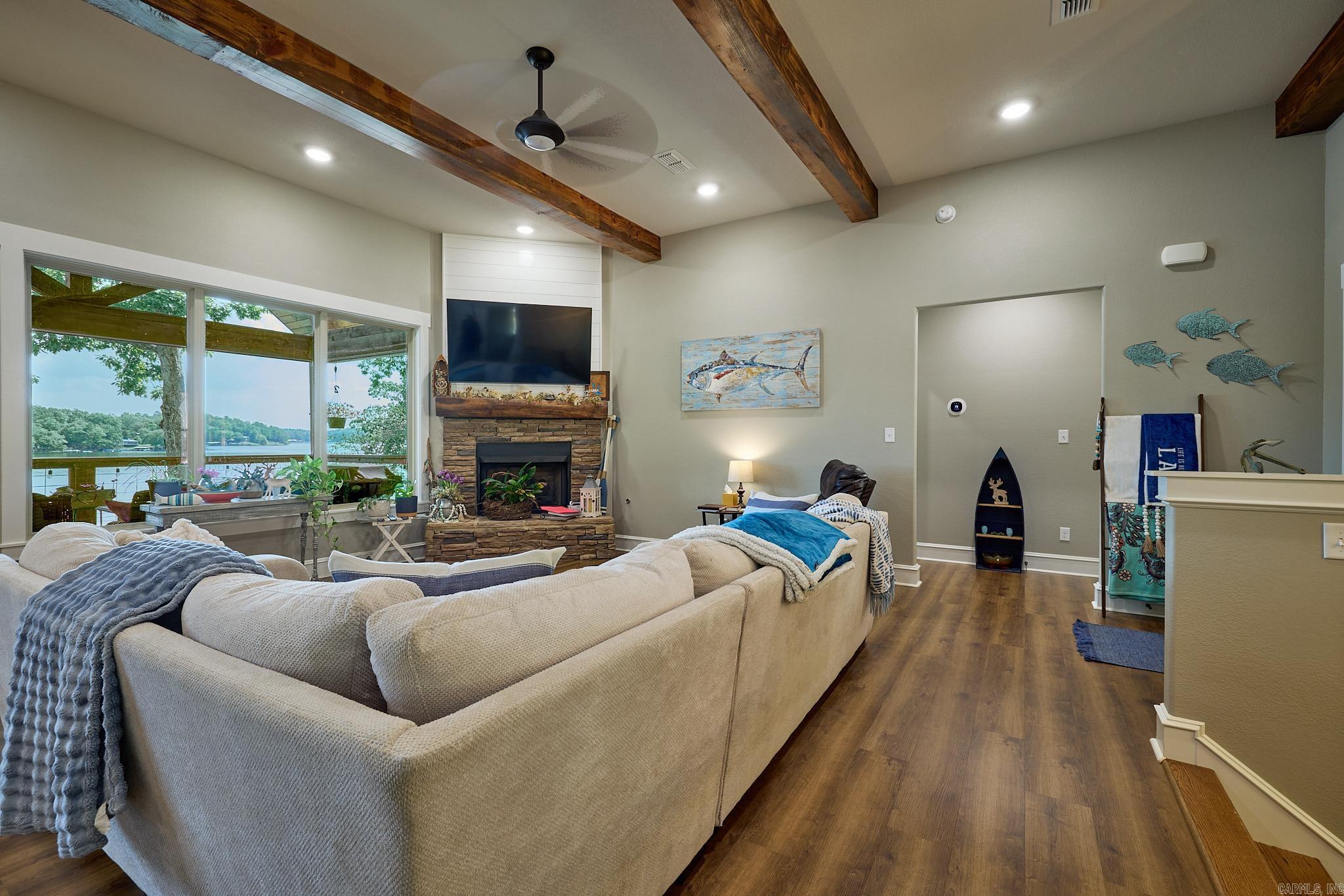 16728 Cabes Point Road