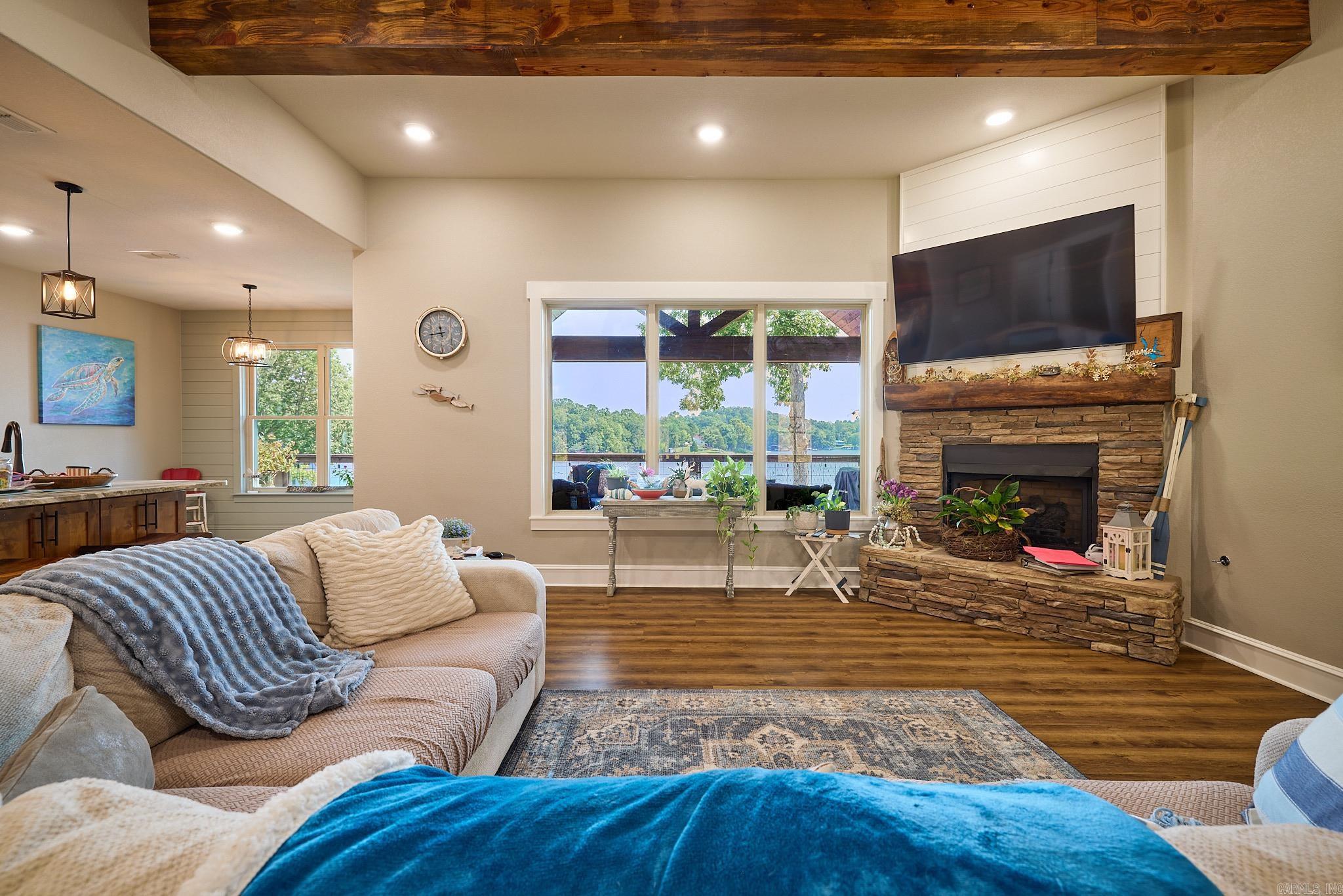 16728 Cabes Point Road