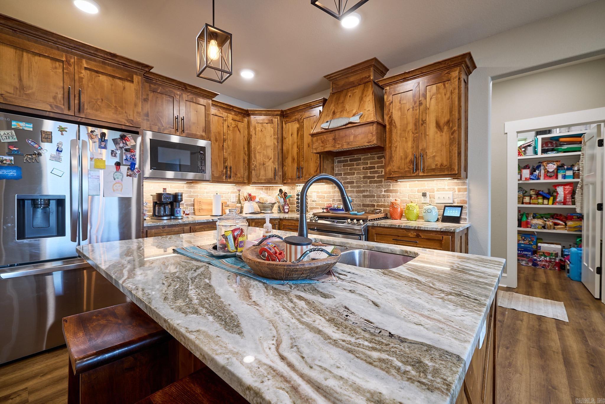 16728 Cabes Point Road