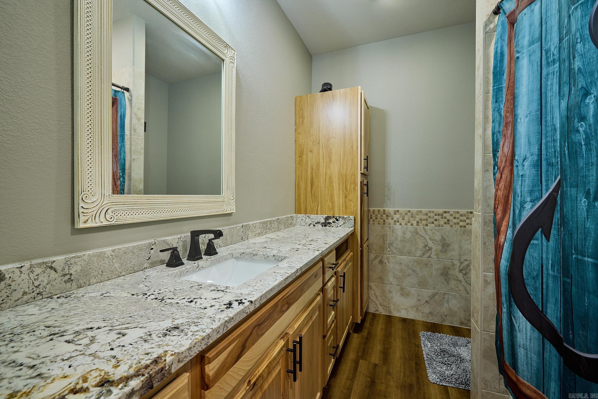 16728 Cabes Point Road