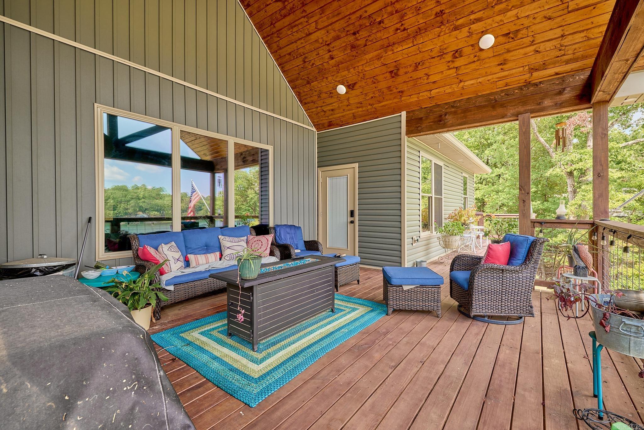 16728 Cabes Point Road