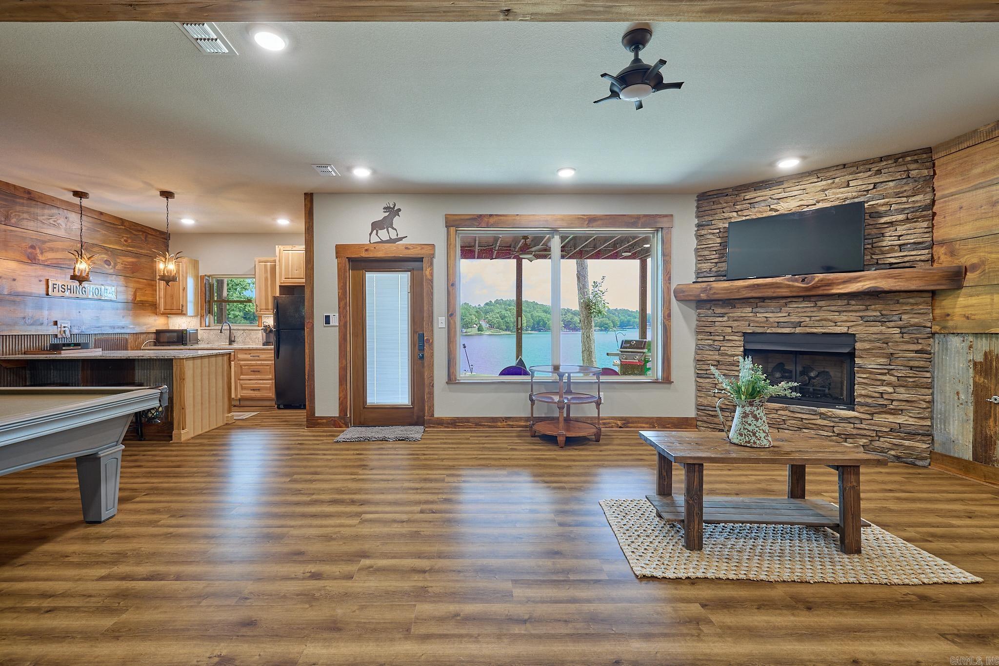 16728 Cabes Point Road