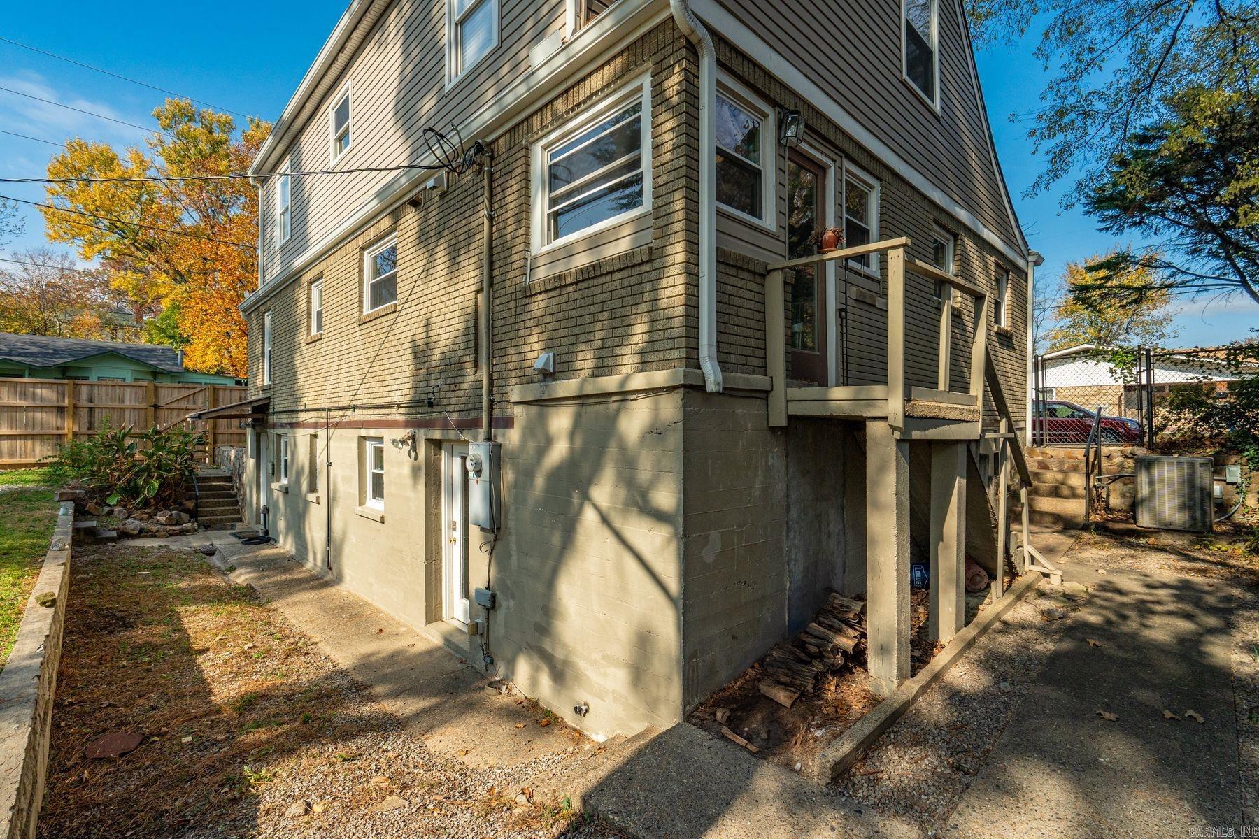 100 Forest Park Place