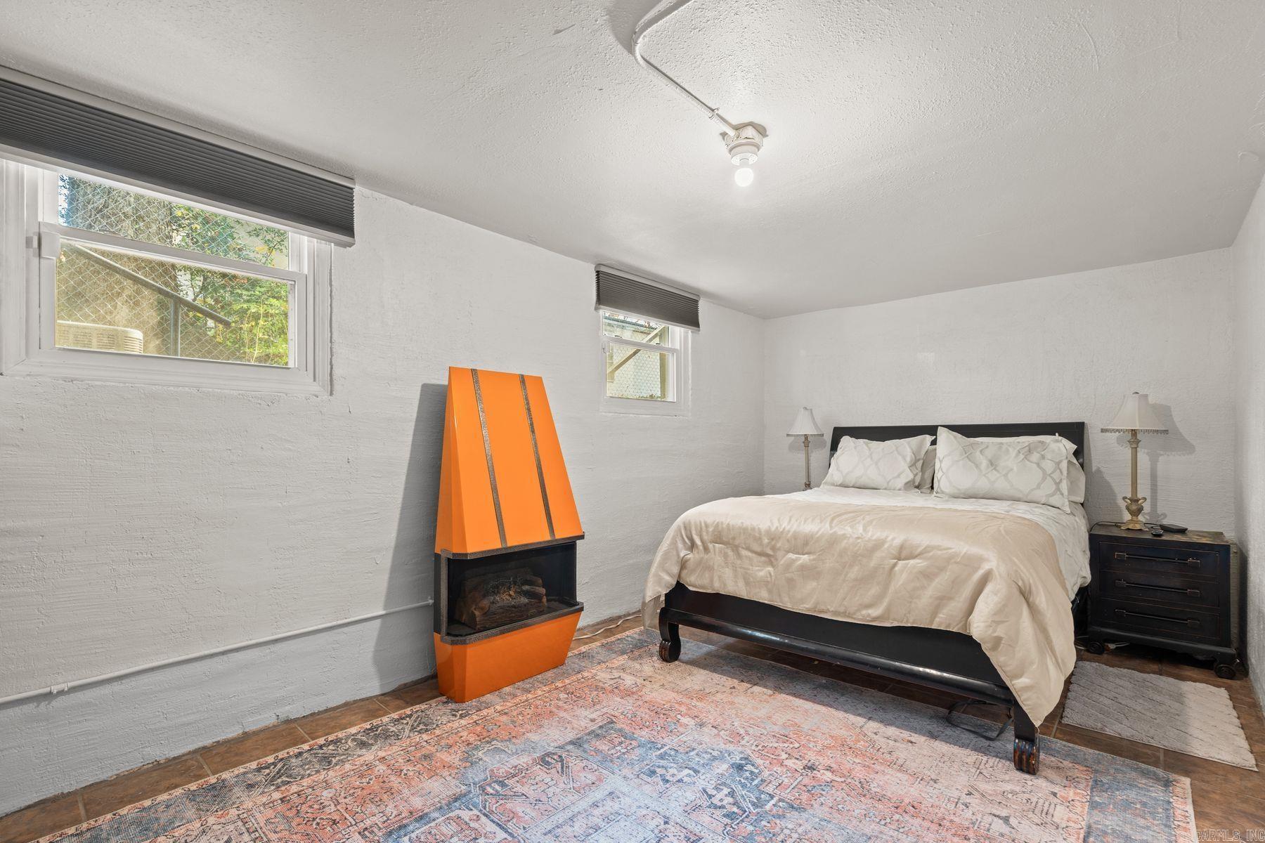 100 Forest Park Place