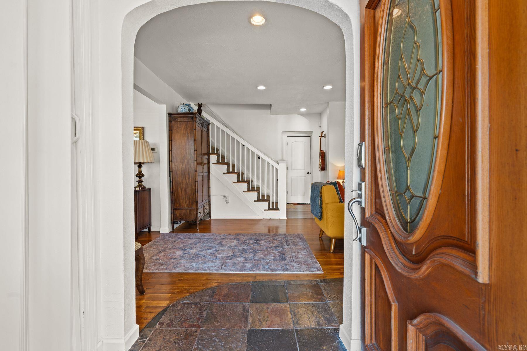 100 Forest Park Place