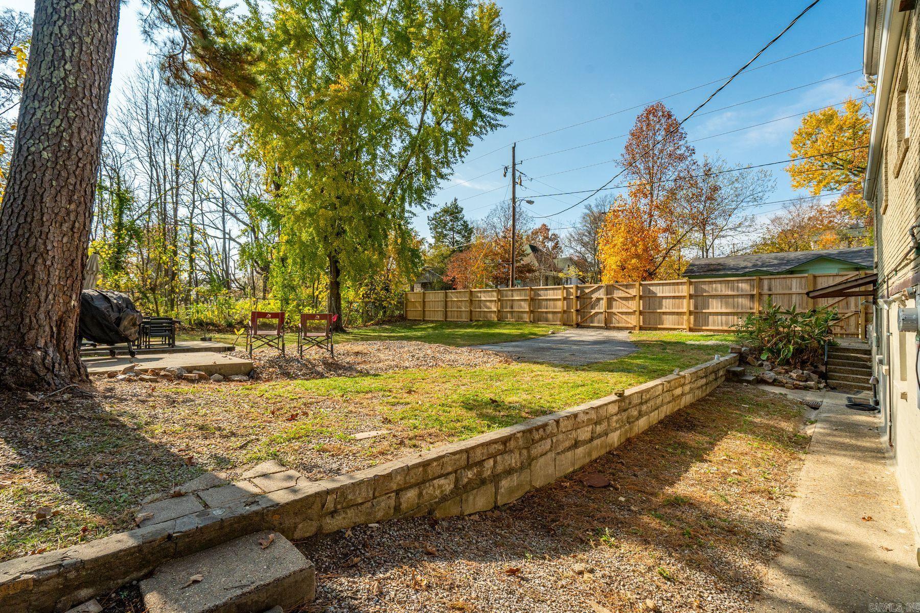 100 Forest Park Place