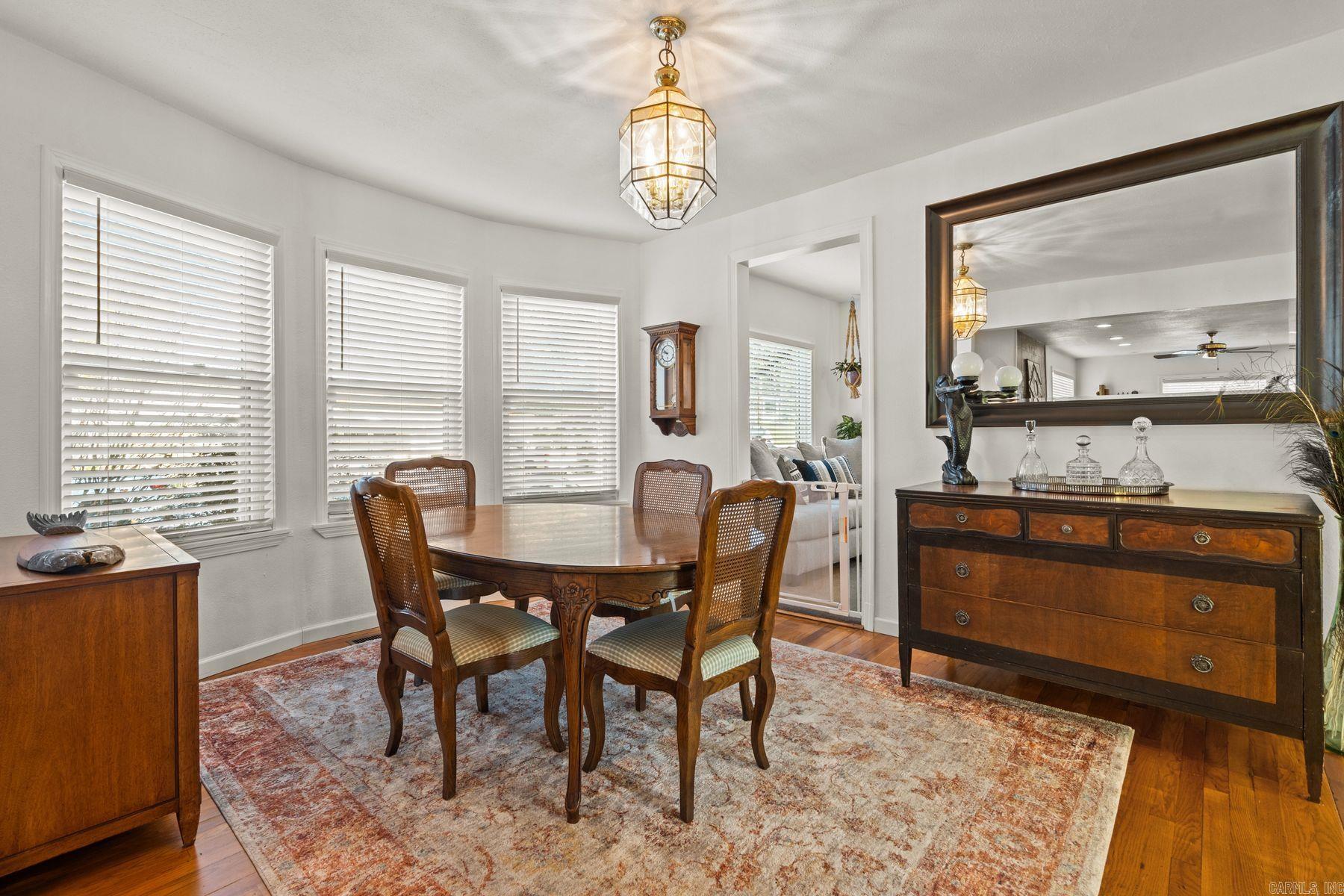 100 Forest Park Place