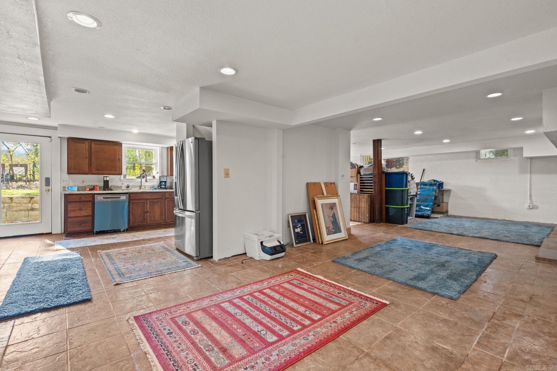 100 Forest Park Place