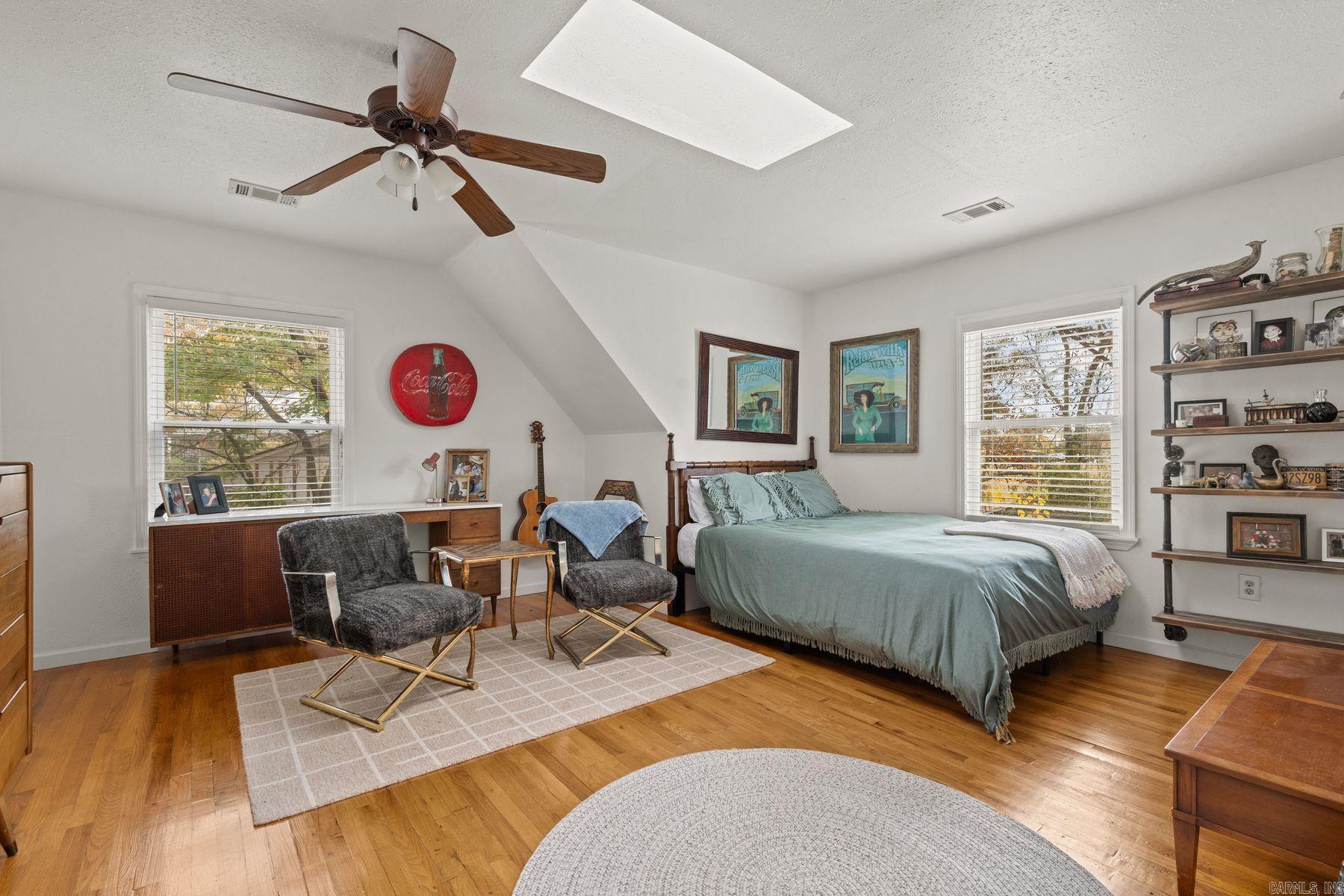 100 Forest Park Place