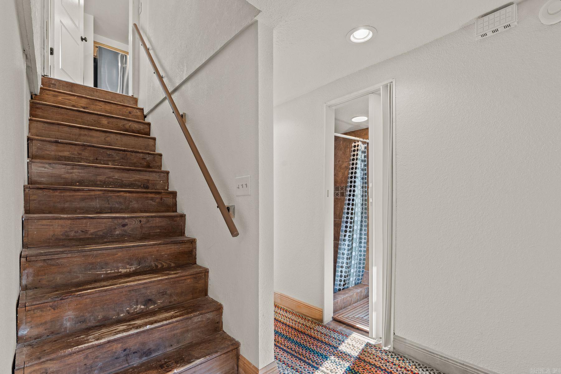 100 Forest Park Place