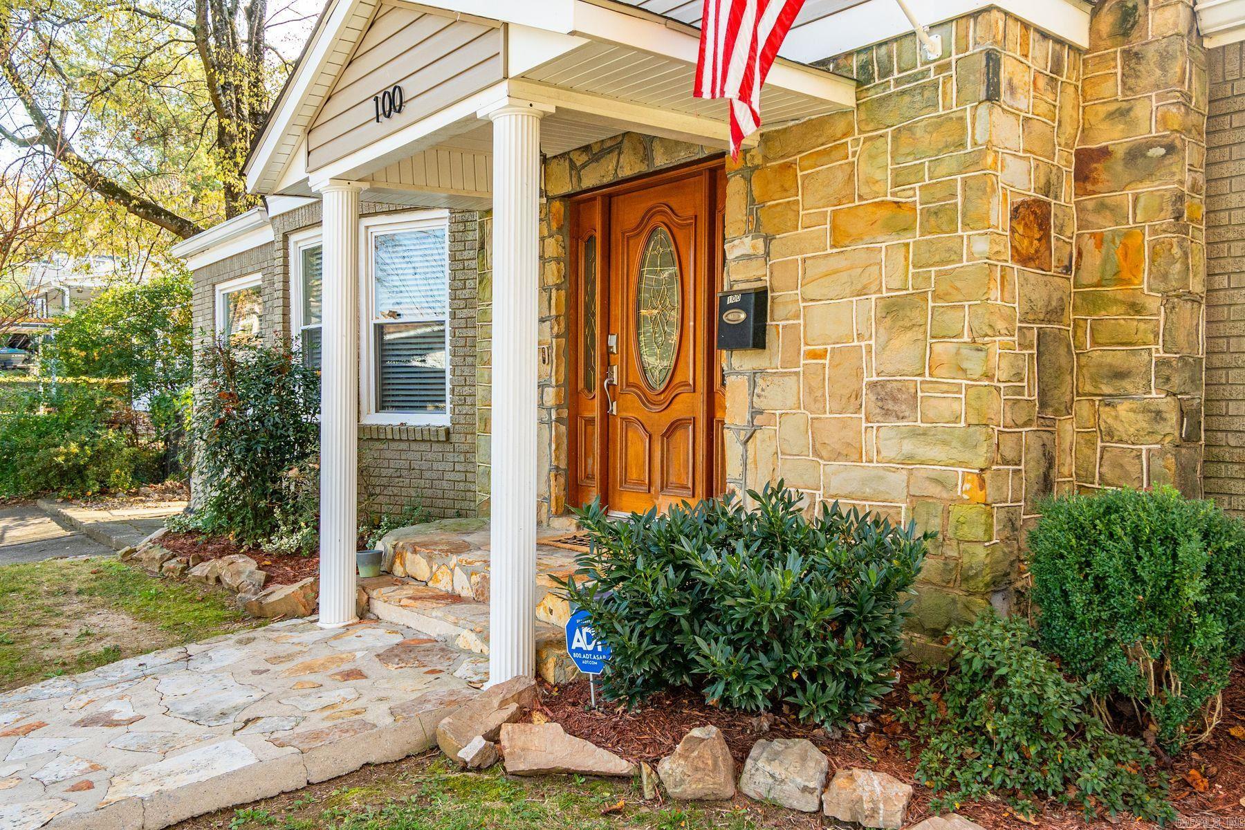 100 Forest Park Place