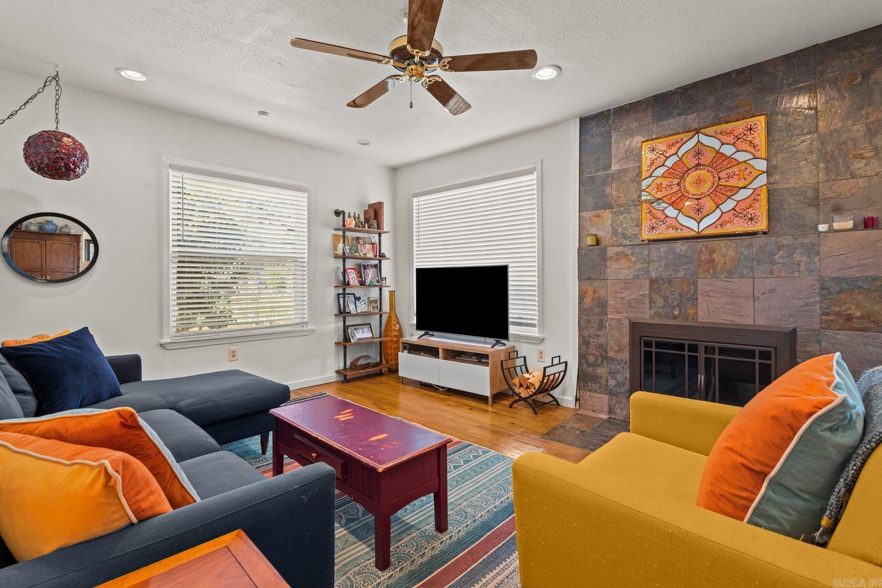 100 Forest Park Place