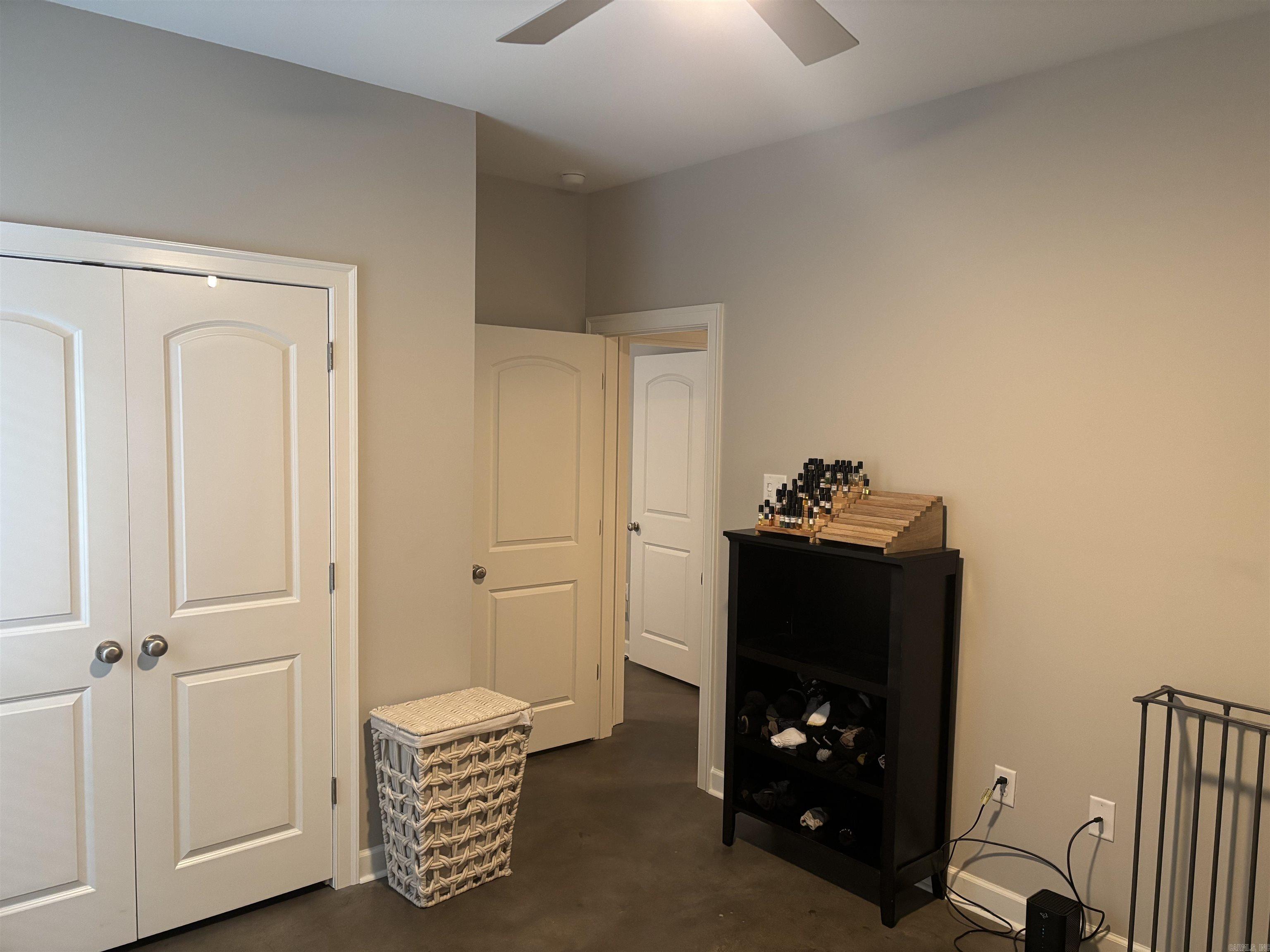 2850 Carmichael Drive