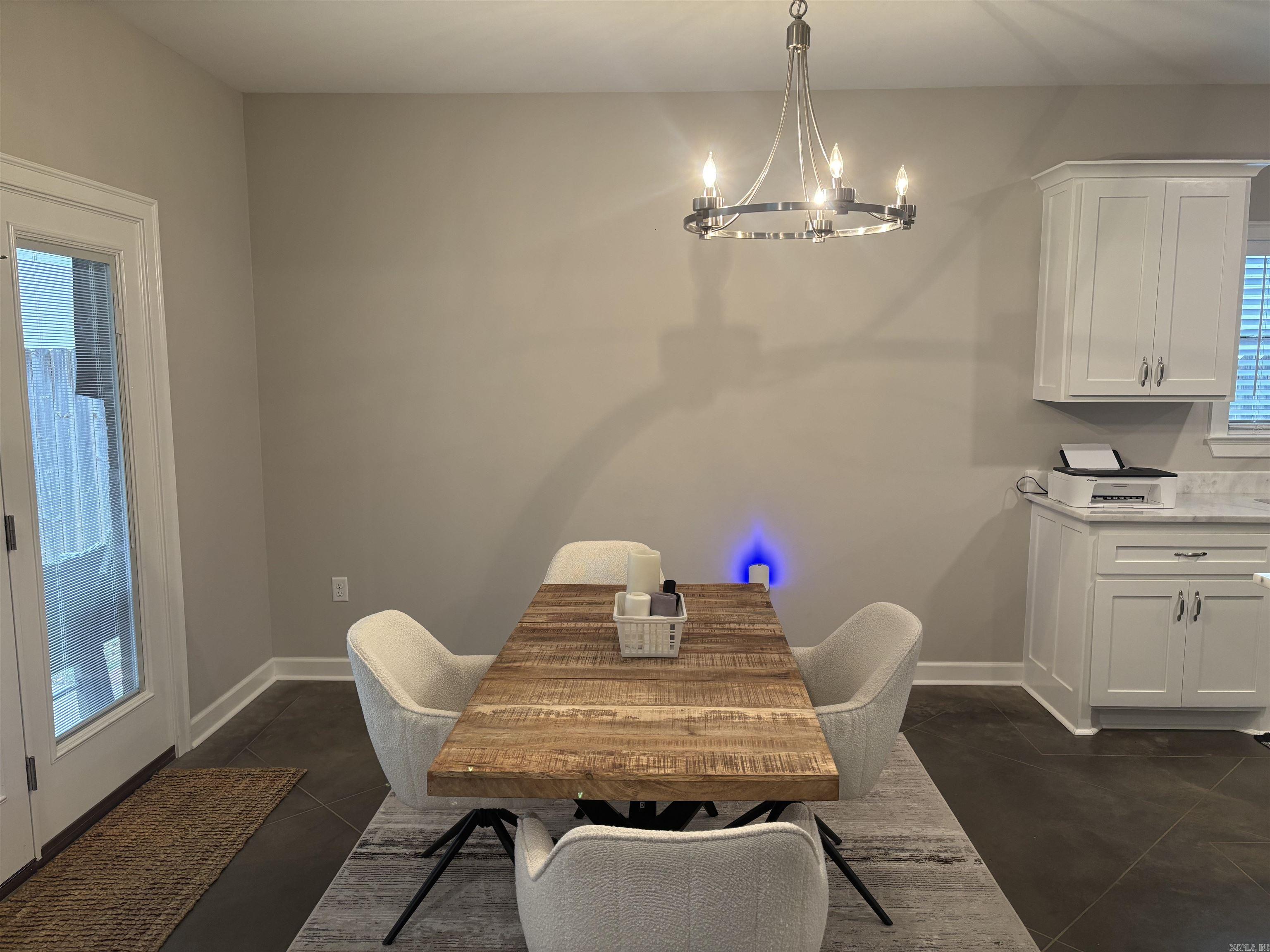 2850 Carmichael Drive