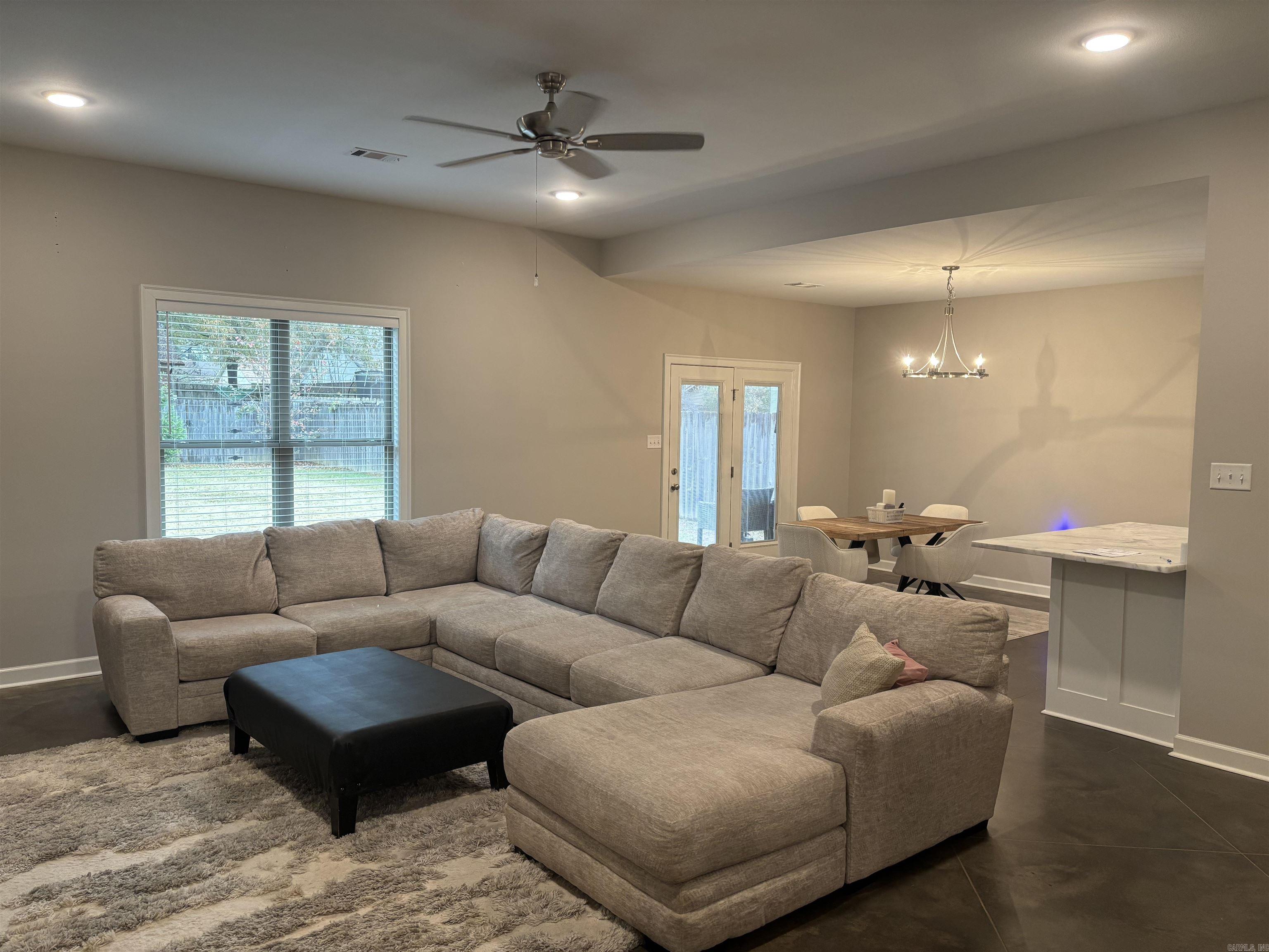 2850 Carmichael Drive