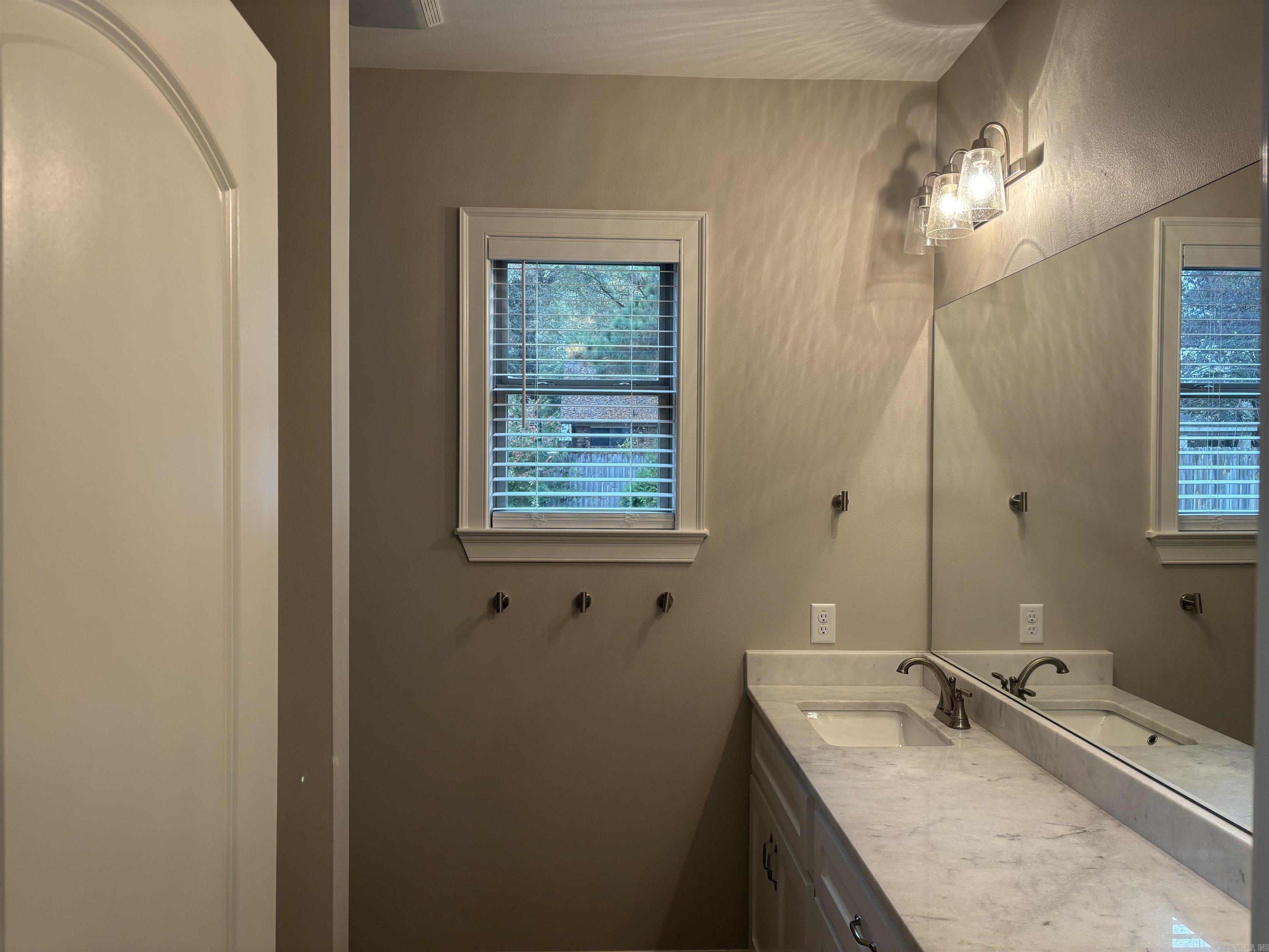 2850 Carmichael Drive