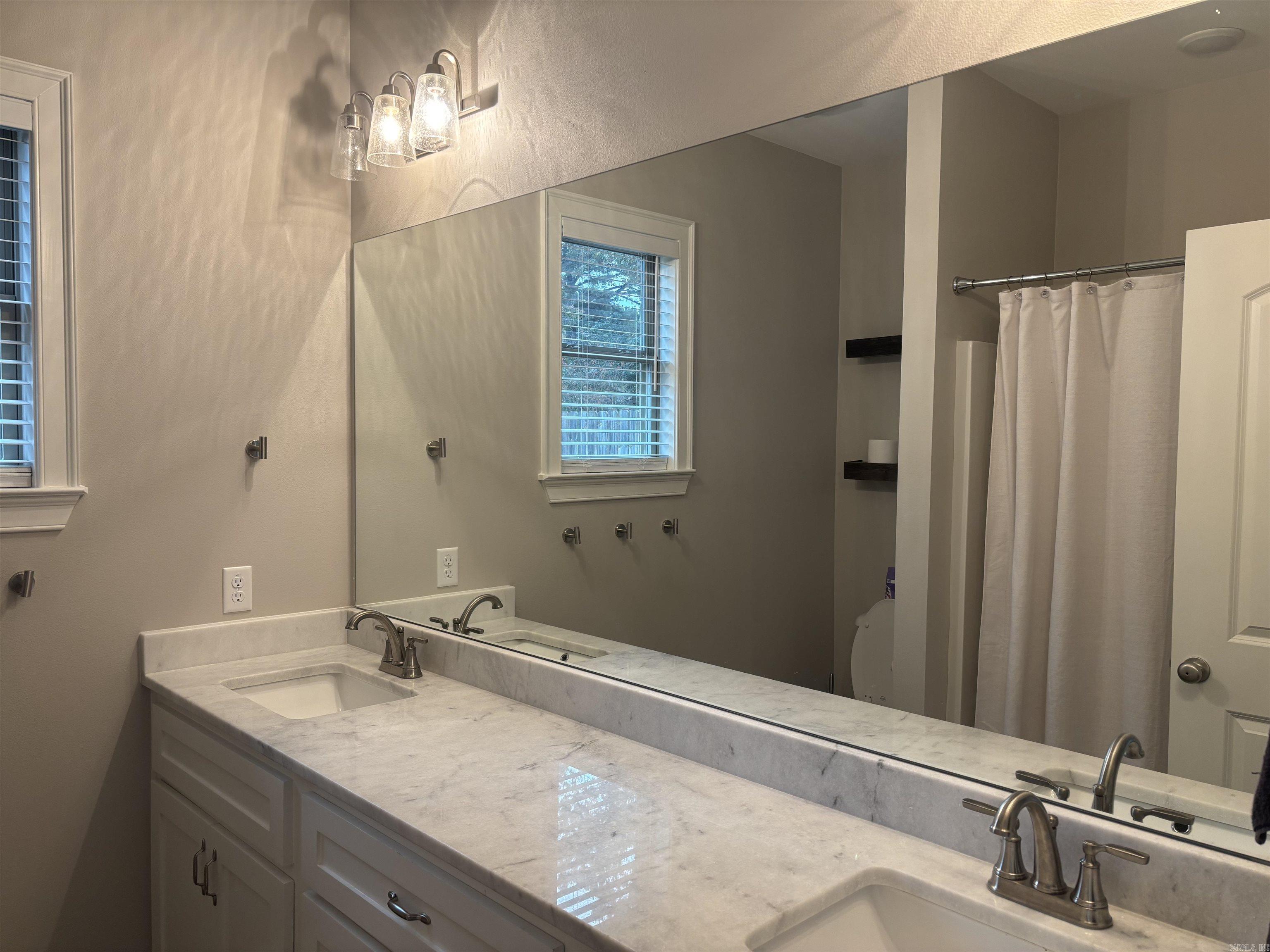 2850 Carmichael Drive