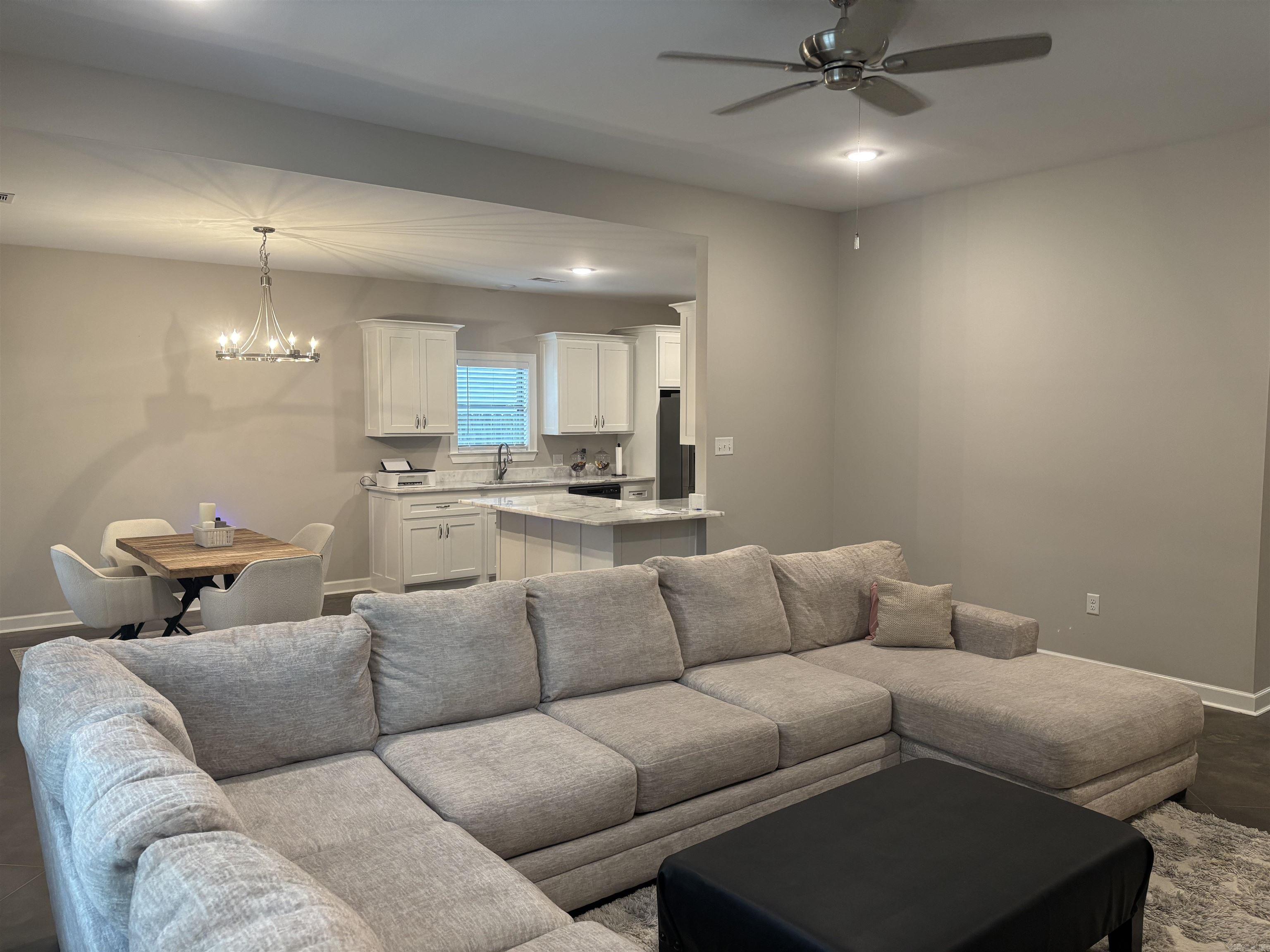 2850 Carmichael Drive