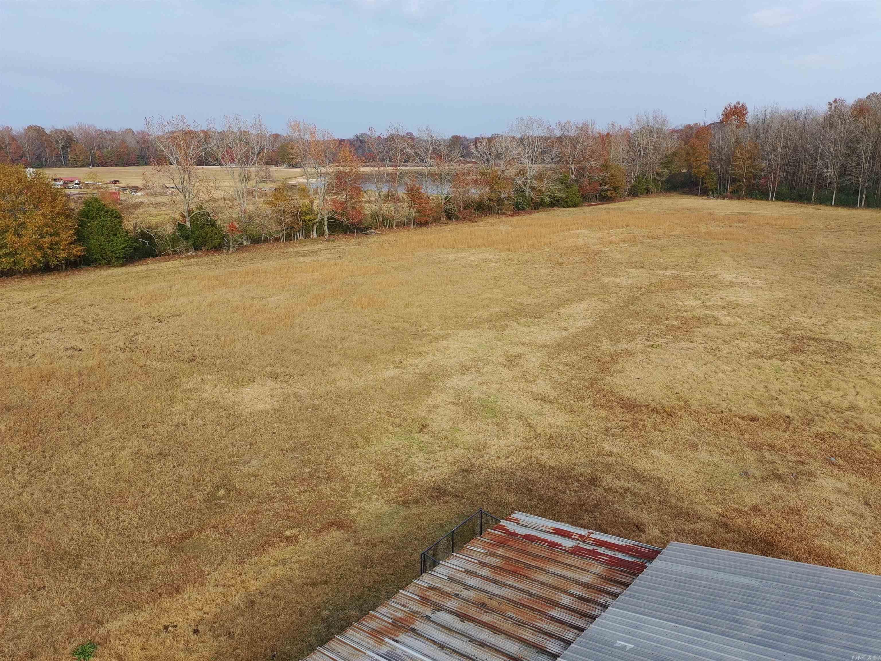 211 Liles Rd