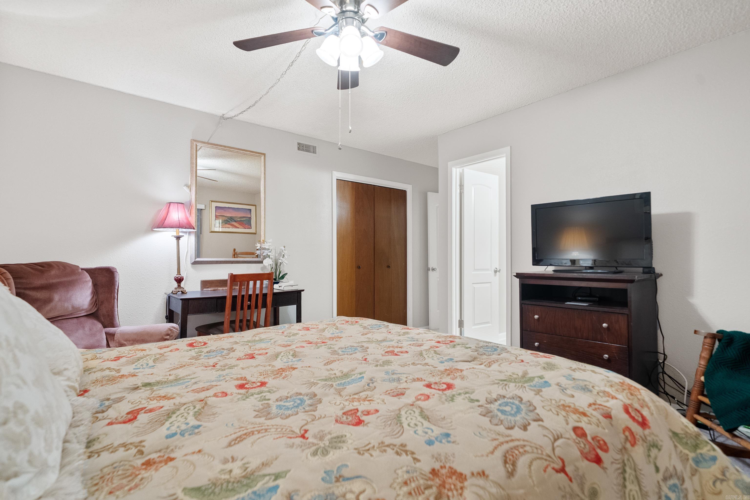 160 Cooper Unit: 18A