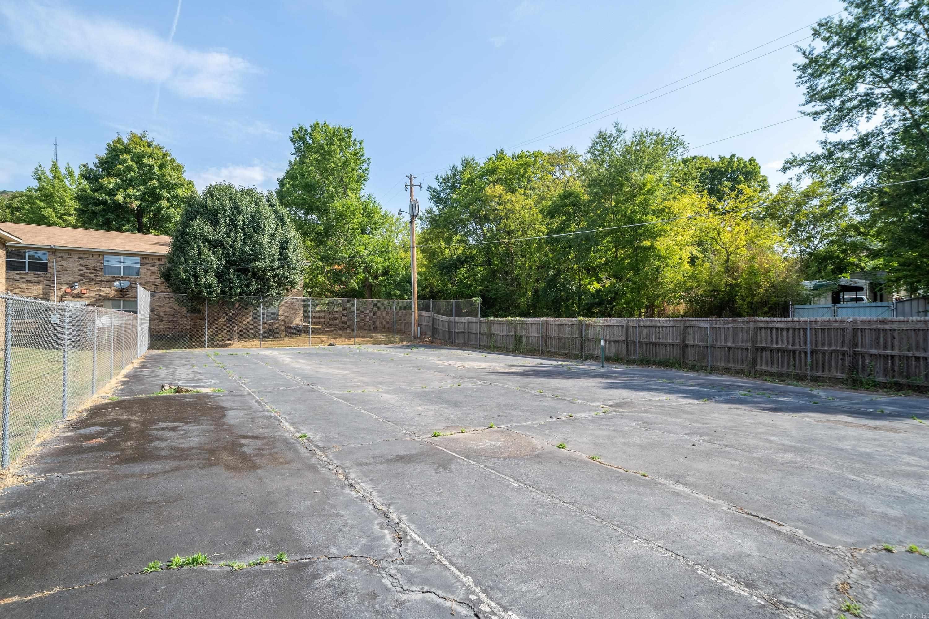 160 Cooper Unit: 18A