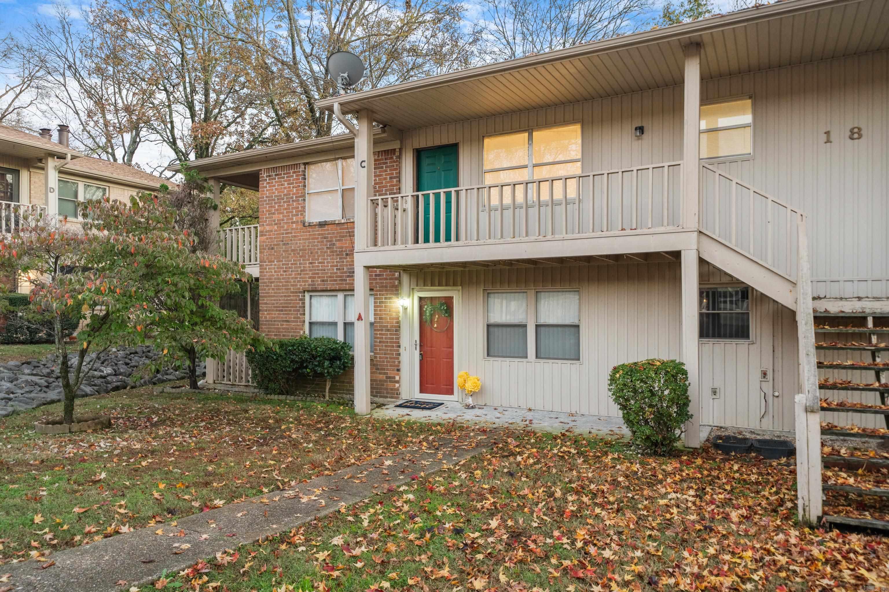 160 Cooper Unit: 18A