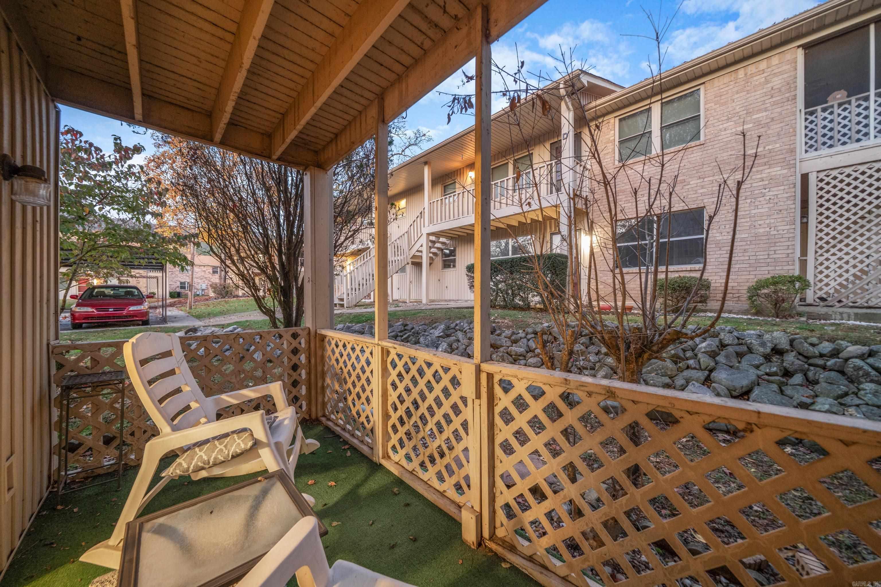 160 Cooper Unit: 18A