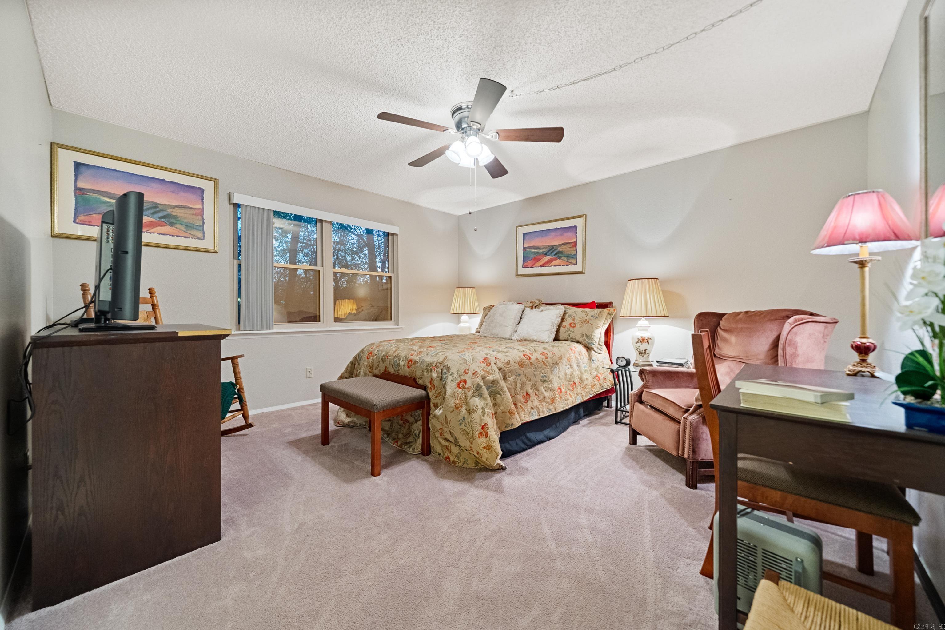 160 Cooper Unit: 18A