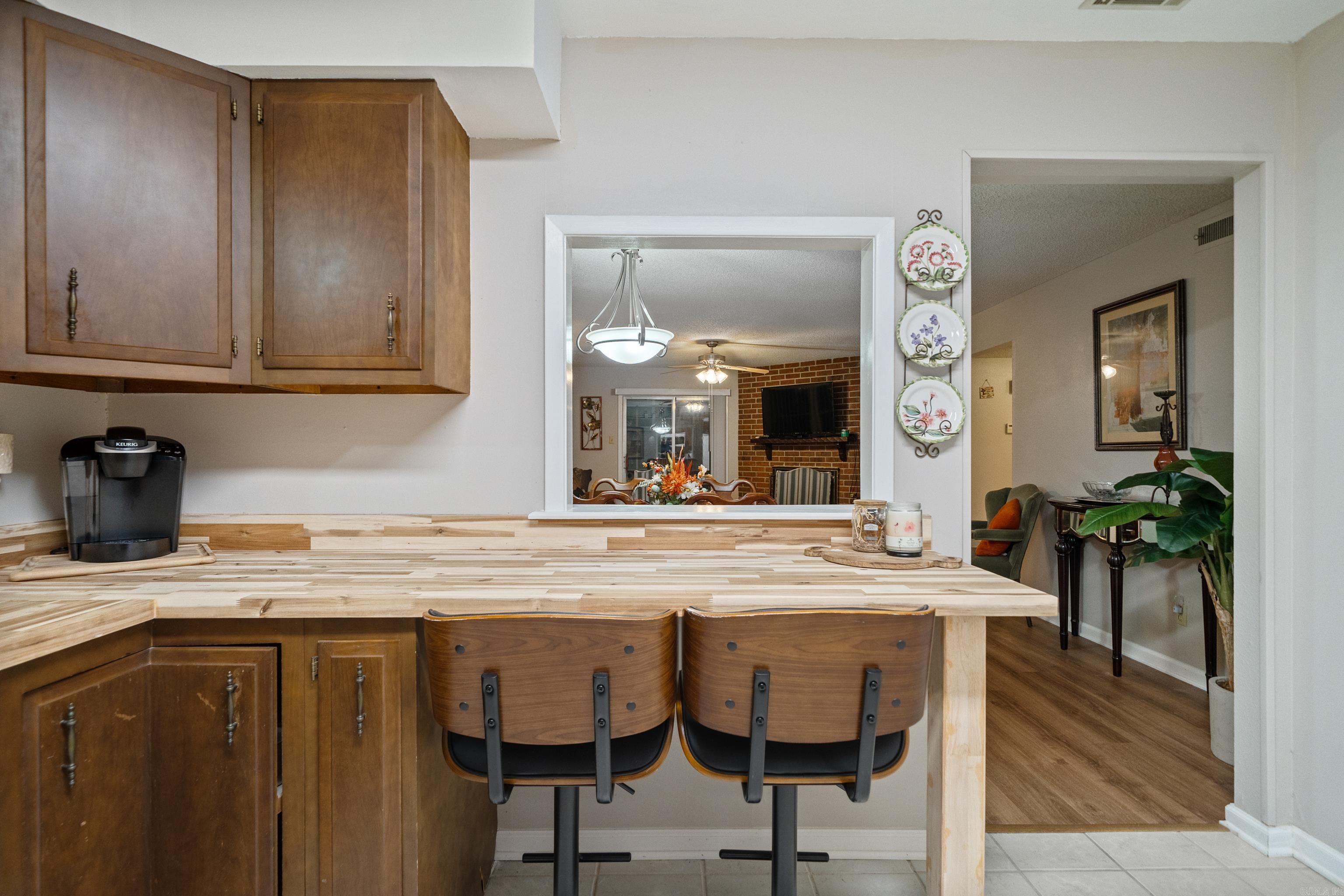 160 Cooper Unit: 18A