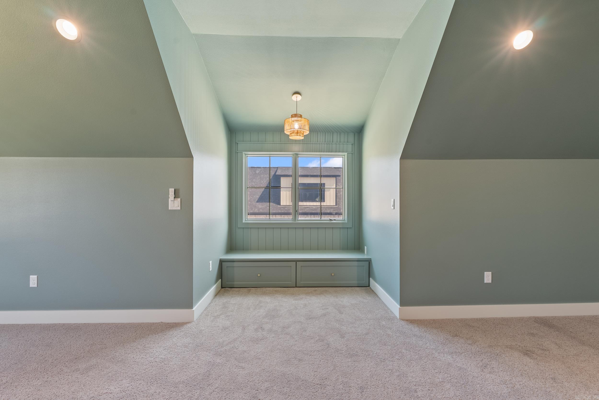 1615 Nantucket Drive