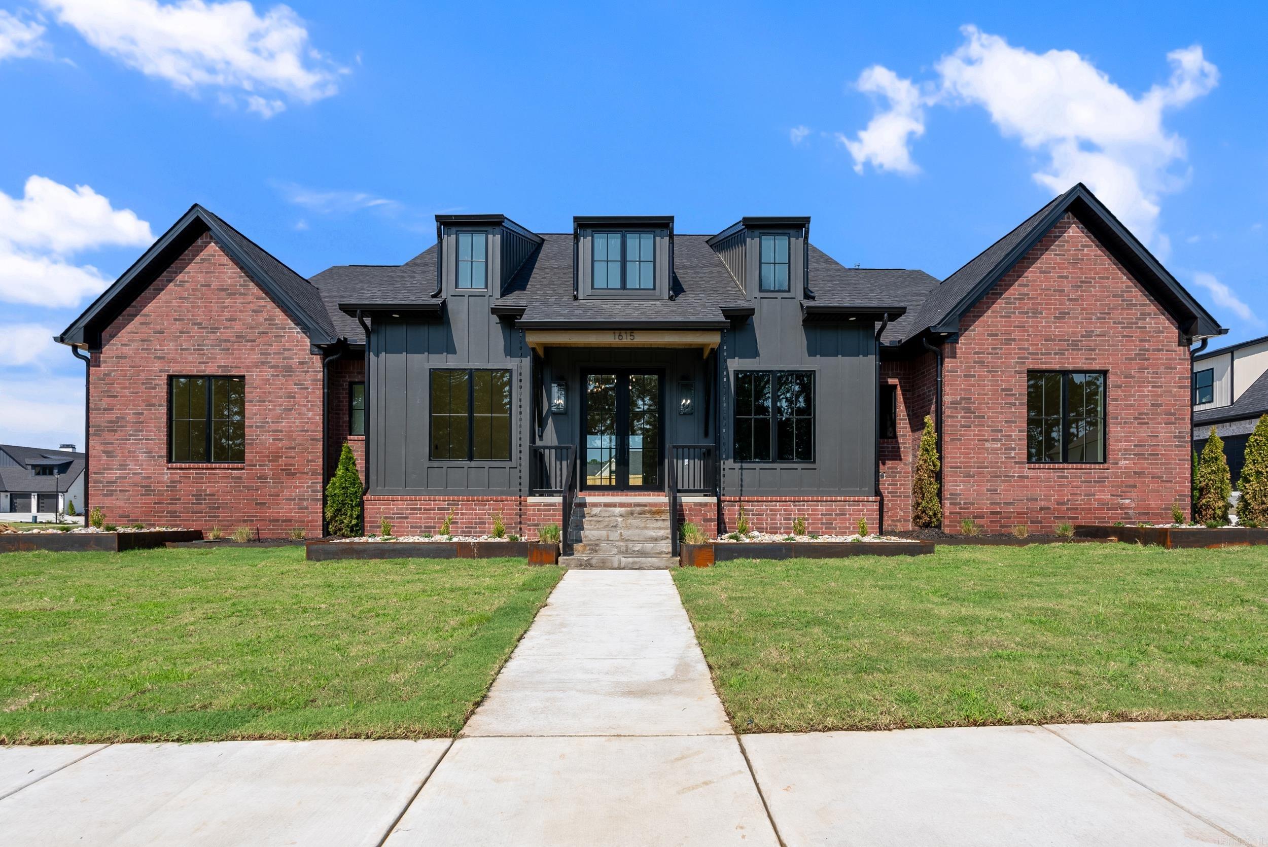 1615 Nantucket Drive