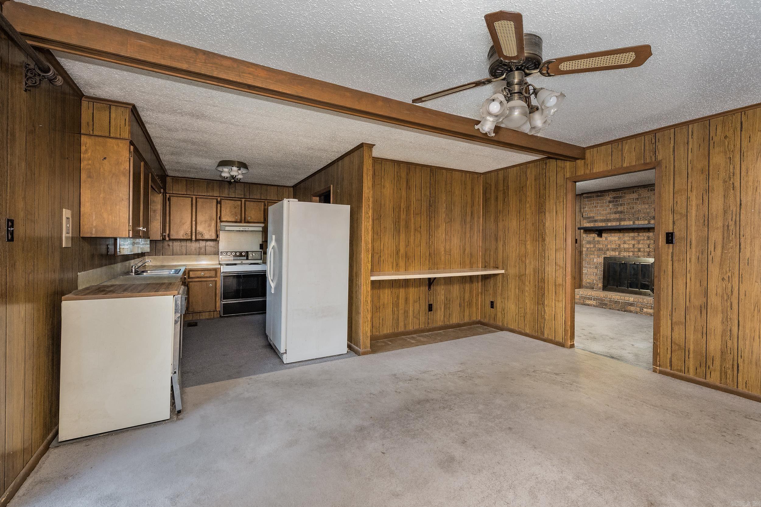 10016 Firestone Lane