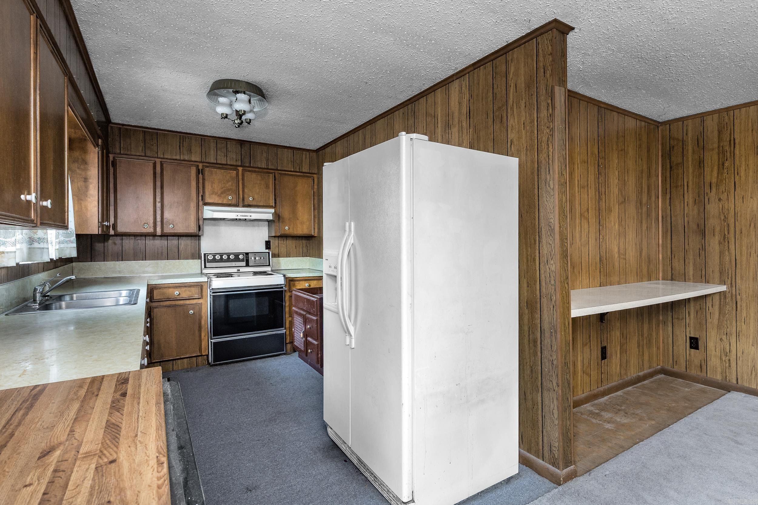 10016 Firestone Lane