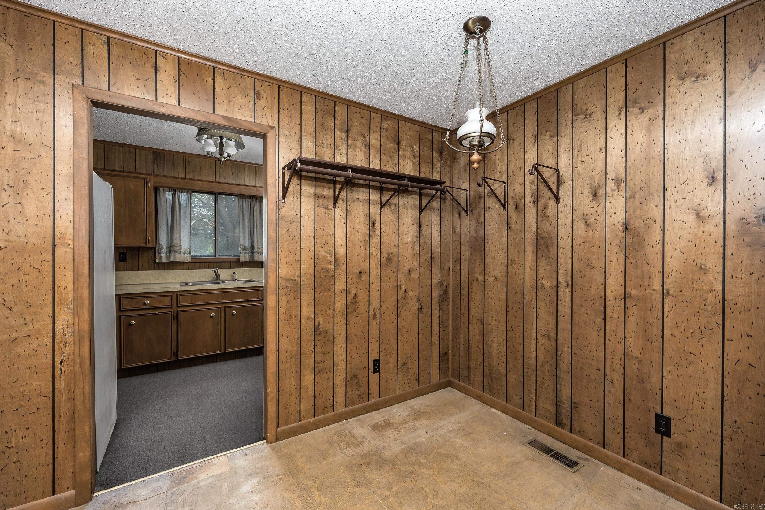 10016 Firestone Lane