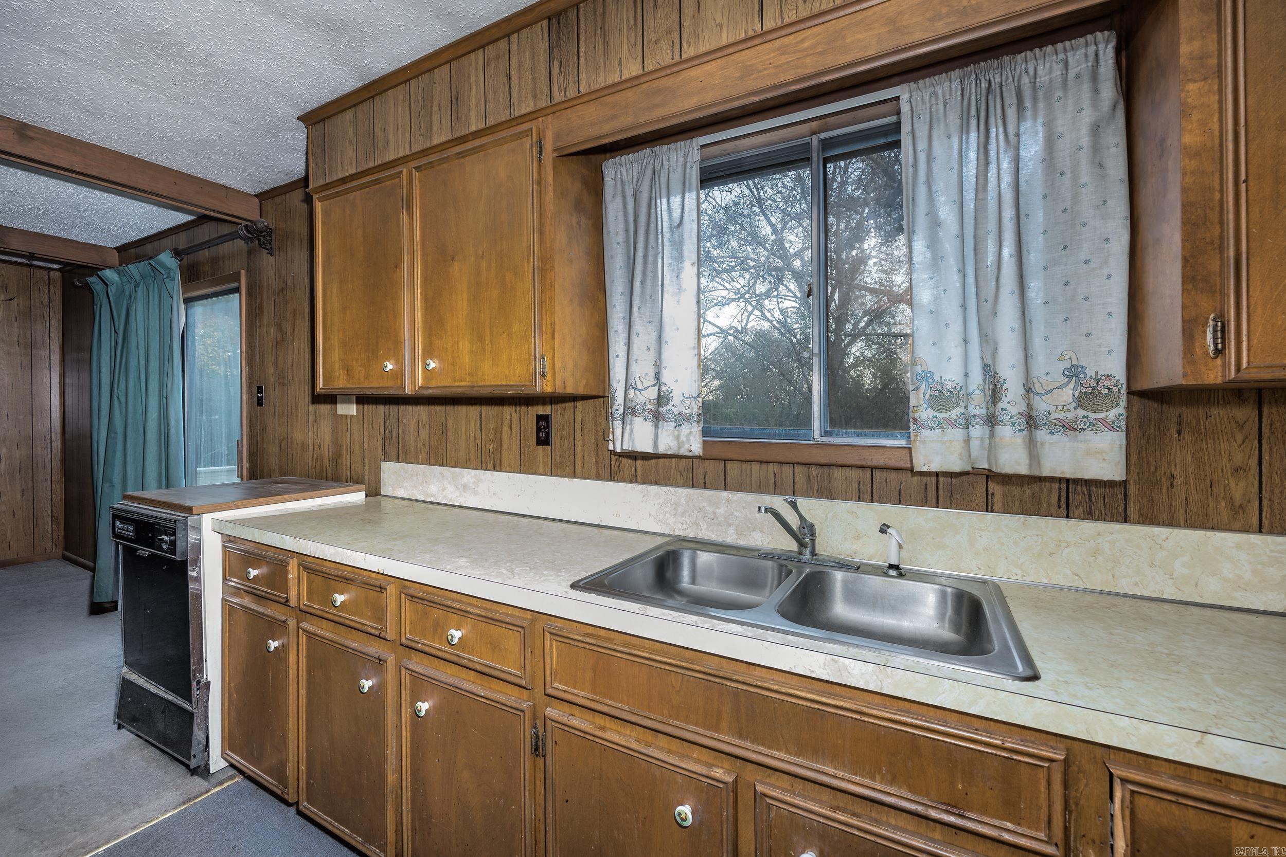 10016 Firestone Lane