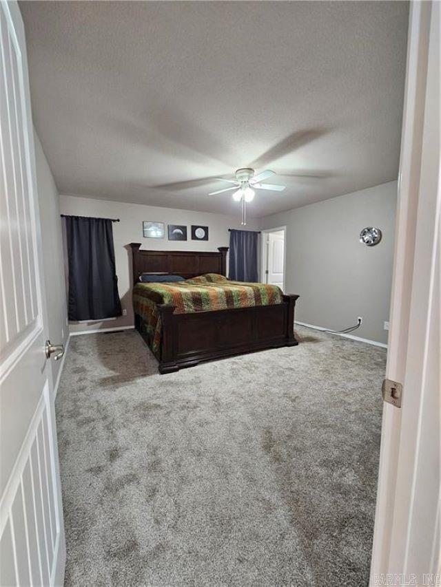 3203 Huntington Dr