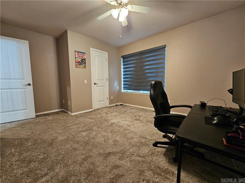 3203 Huntington Dr