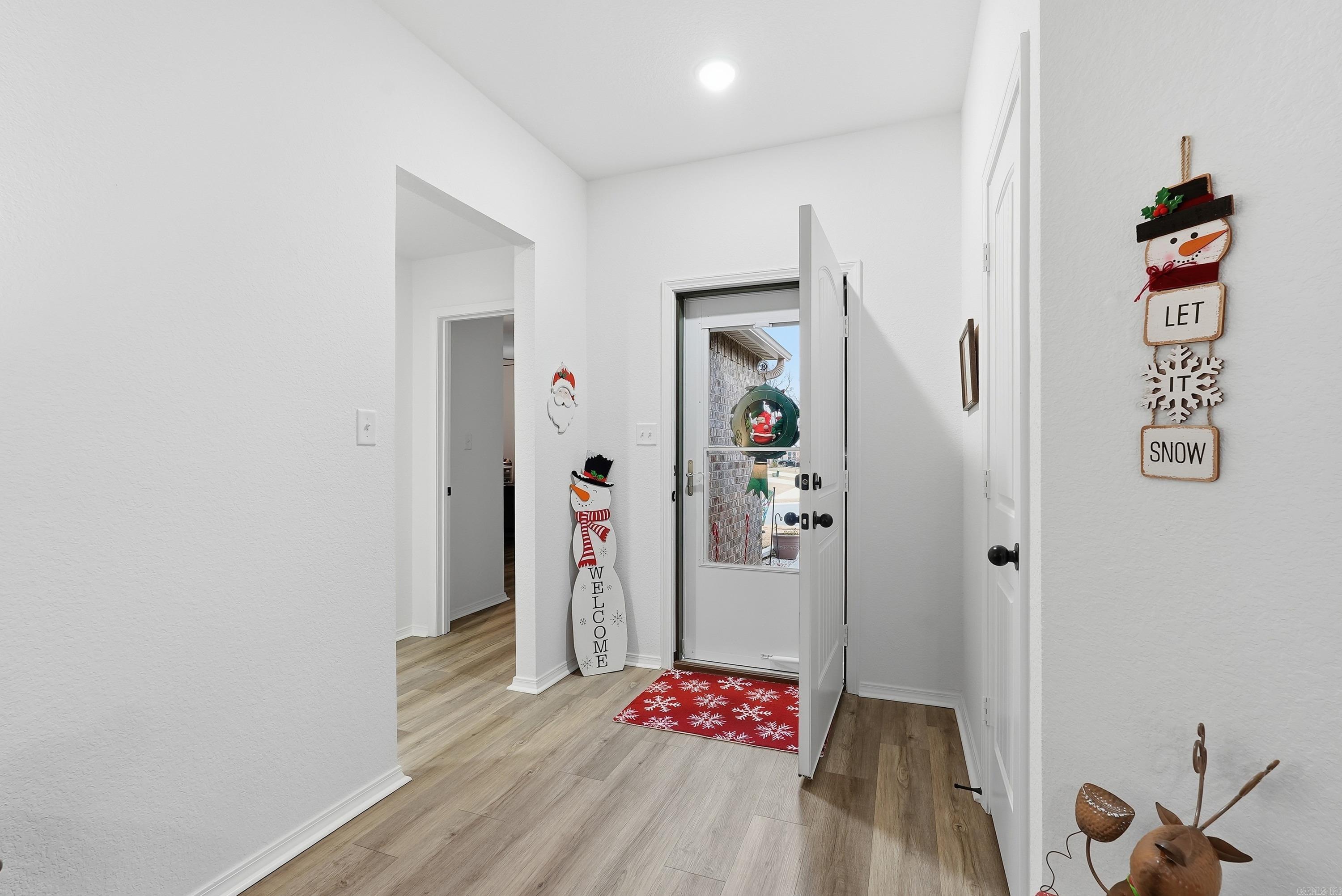 1295 AGOGO Lane
