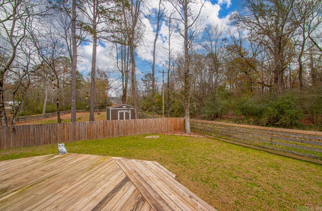 517 Creekside Cove