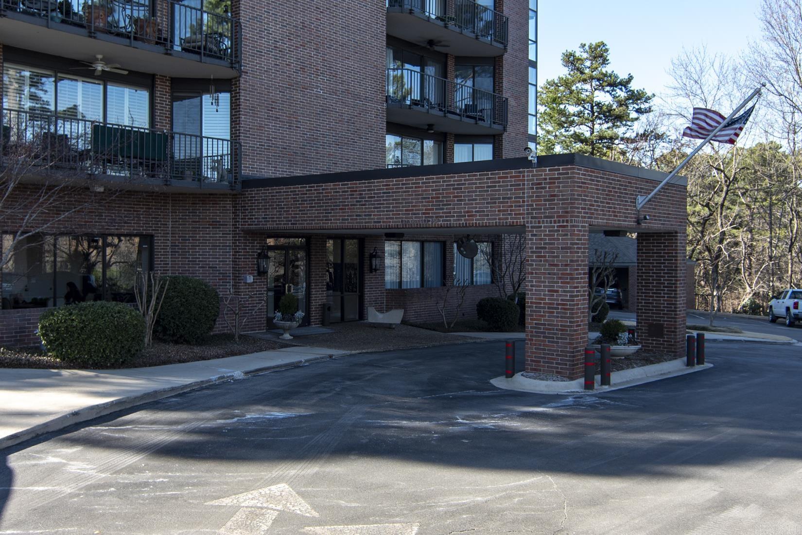 1 Treetops Lane Unit: 601