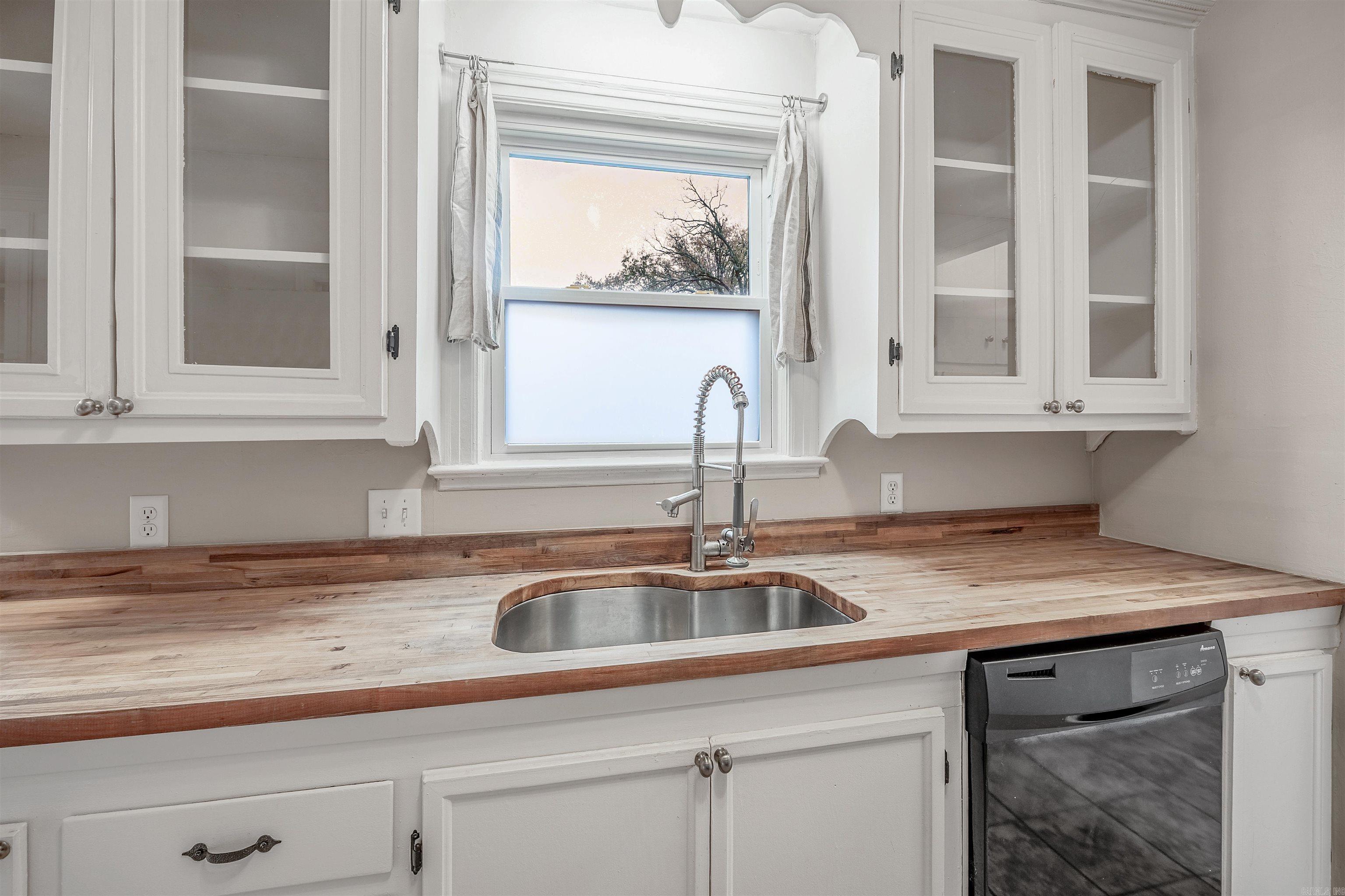 2601 Fair Park Blvd.